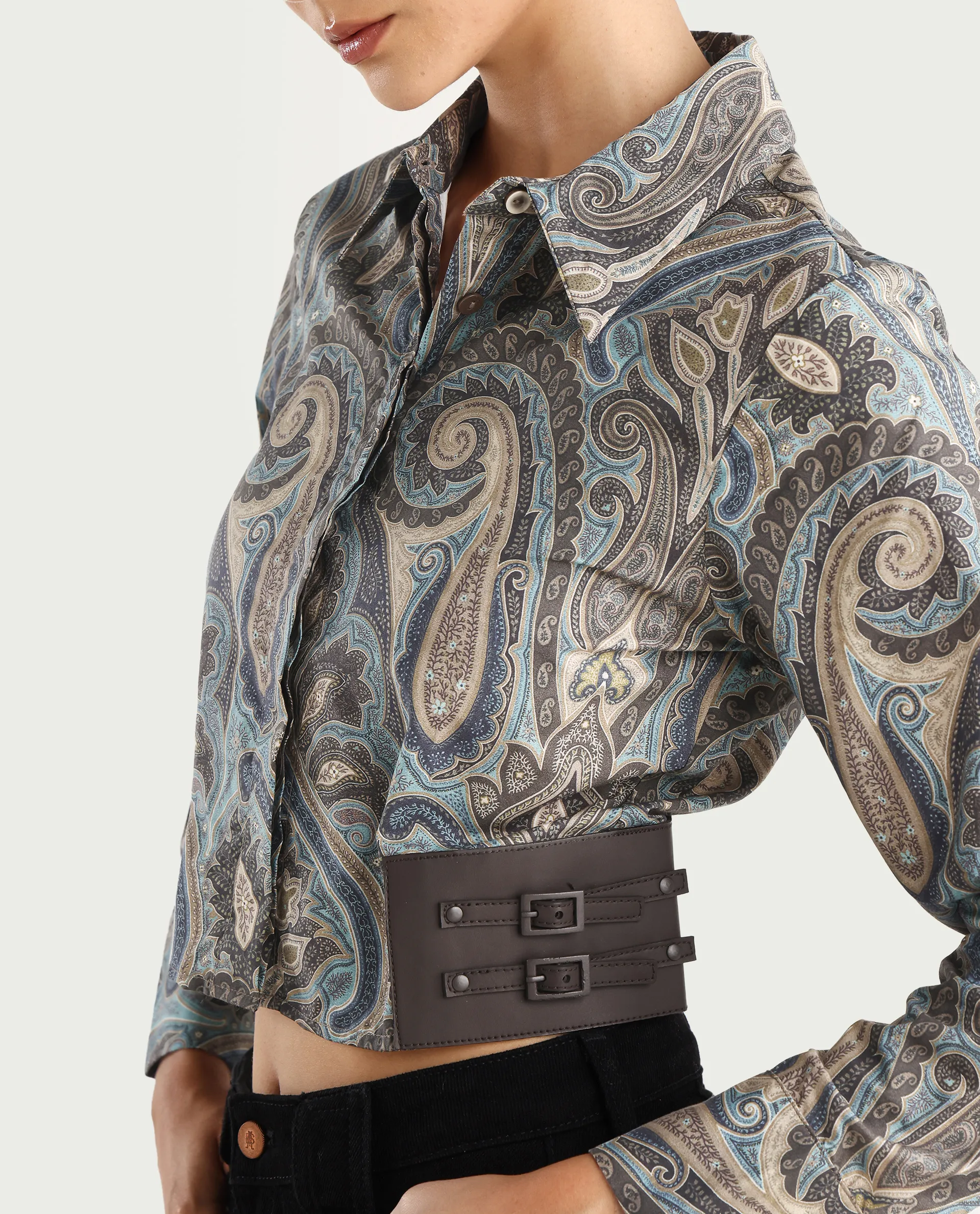 Rareism Women's Gister Multi Cotton Drop Collar Paisley Print Cuffed Sleeve Crop Regular Fit Shirt - Image 5
