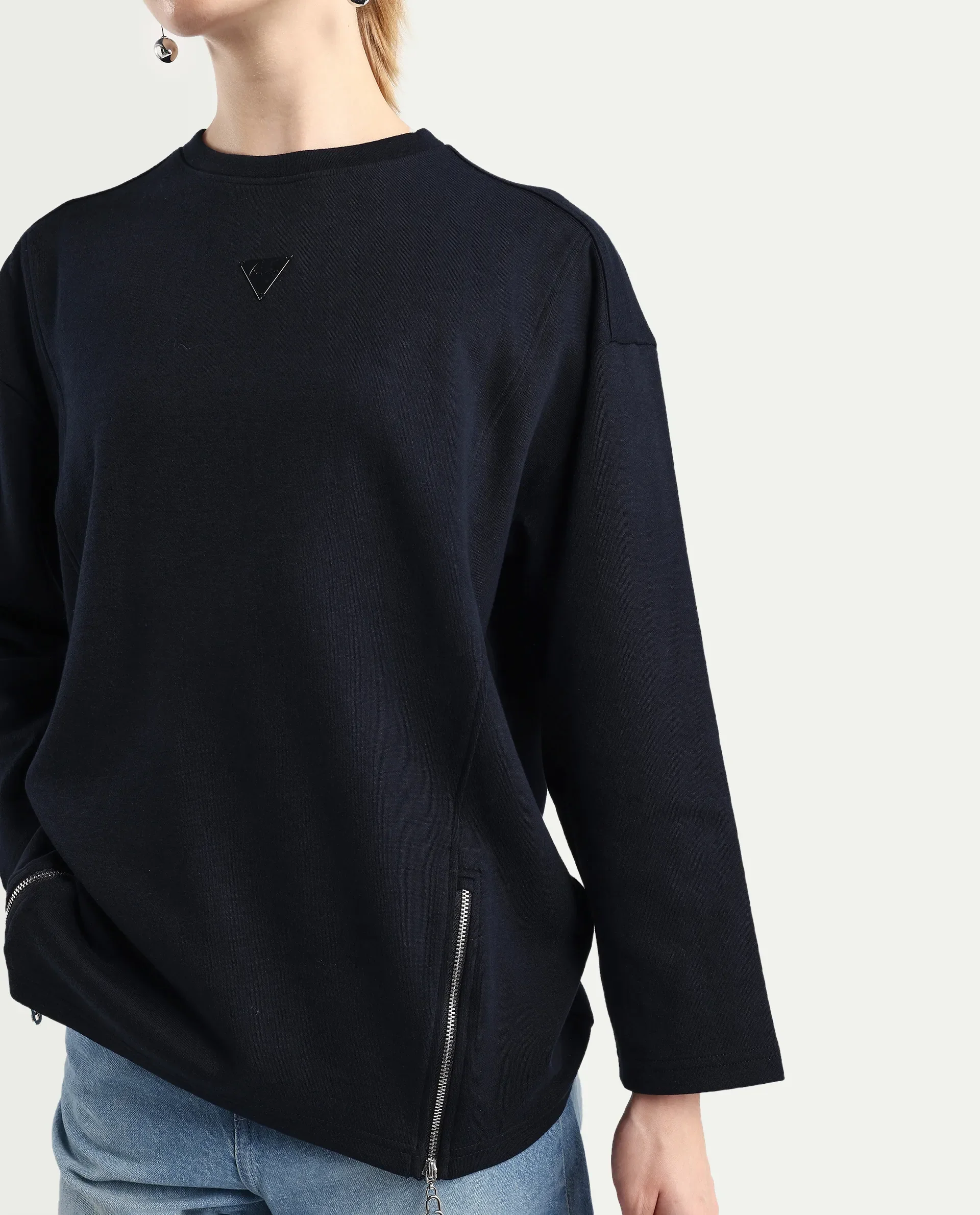 Rareism Women's Gravity Black Cotton Blend Crew Neck Plain Hip Length Relaxed Fit Sweatshirt - Image 4