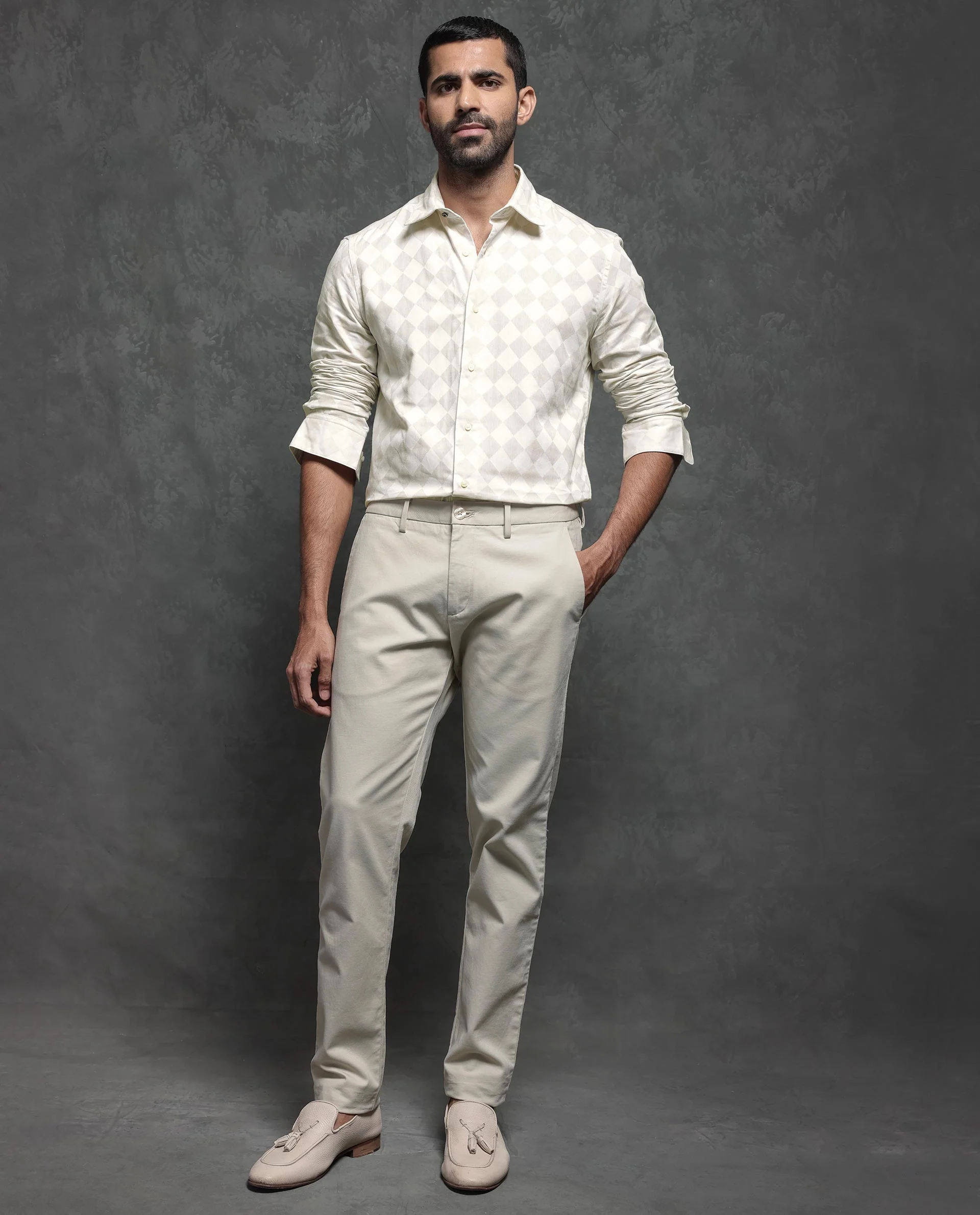 Rare Rabbit Men's Gridon Off White Cotton Jacquard Regular Fit Full Sleeve Collared Shirt - Image 3