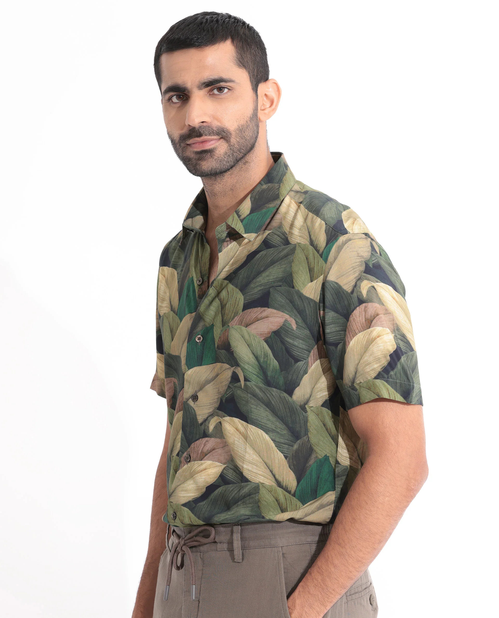 Rare Rabbit Men's Growr Green Viscose Tropical Print Regular Fit Half Sleeve Collared Shirt - Image 3