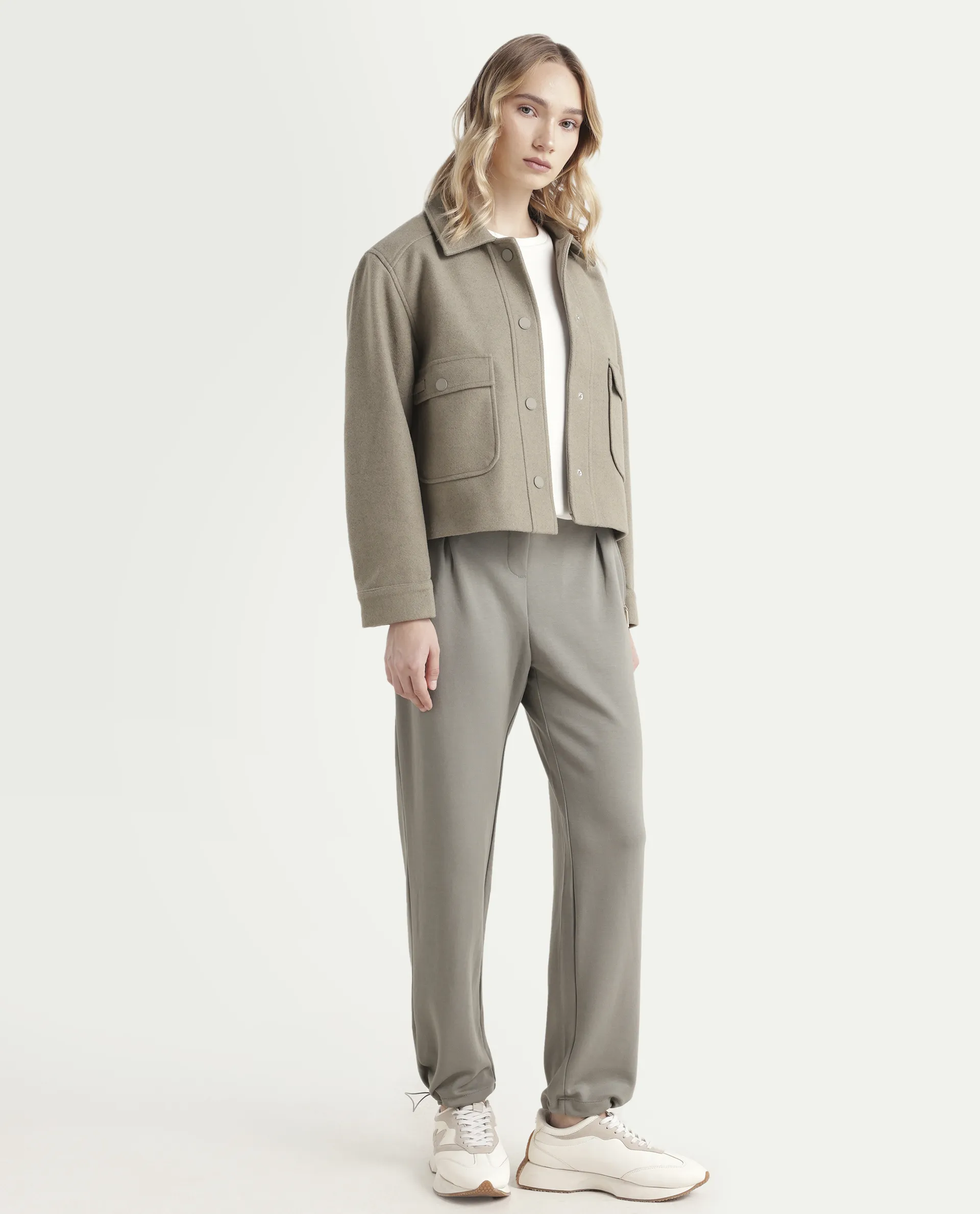 Rareism Women's Gumushane Green Modal Blend Plain Ankle Length Straight Fit Track Pant - Image 7