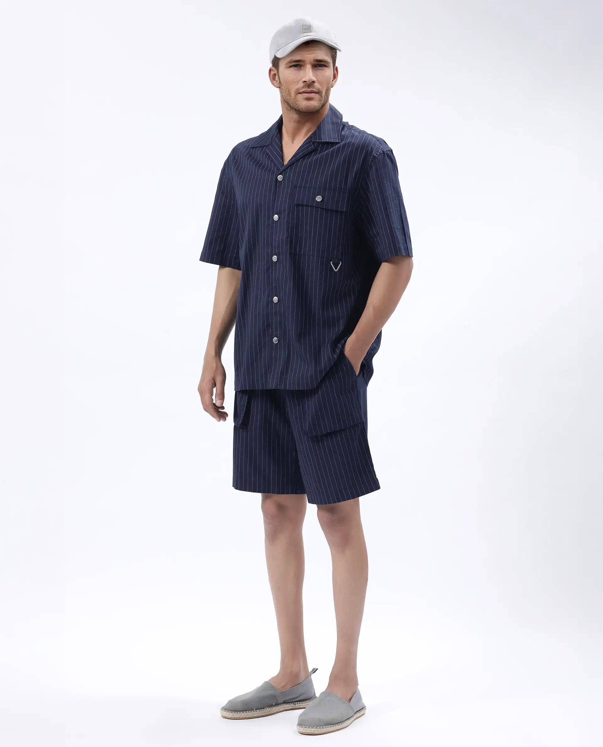 Rare Rabbit Men's Habar Navy Cotton Striped Print Oversized Fit Shorts - Image 8