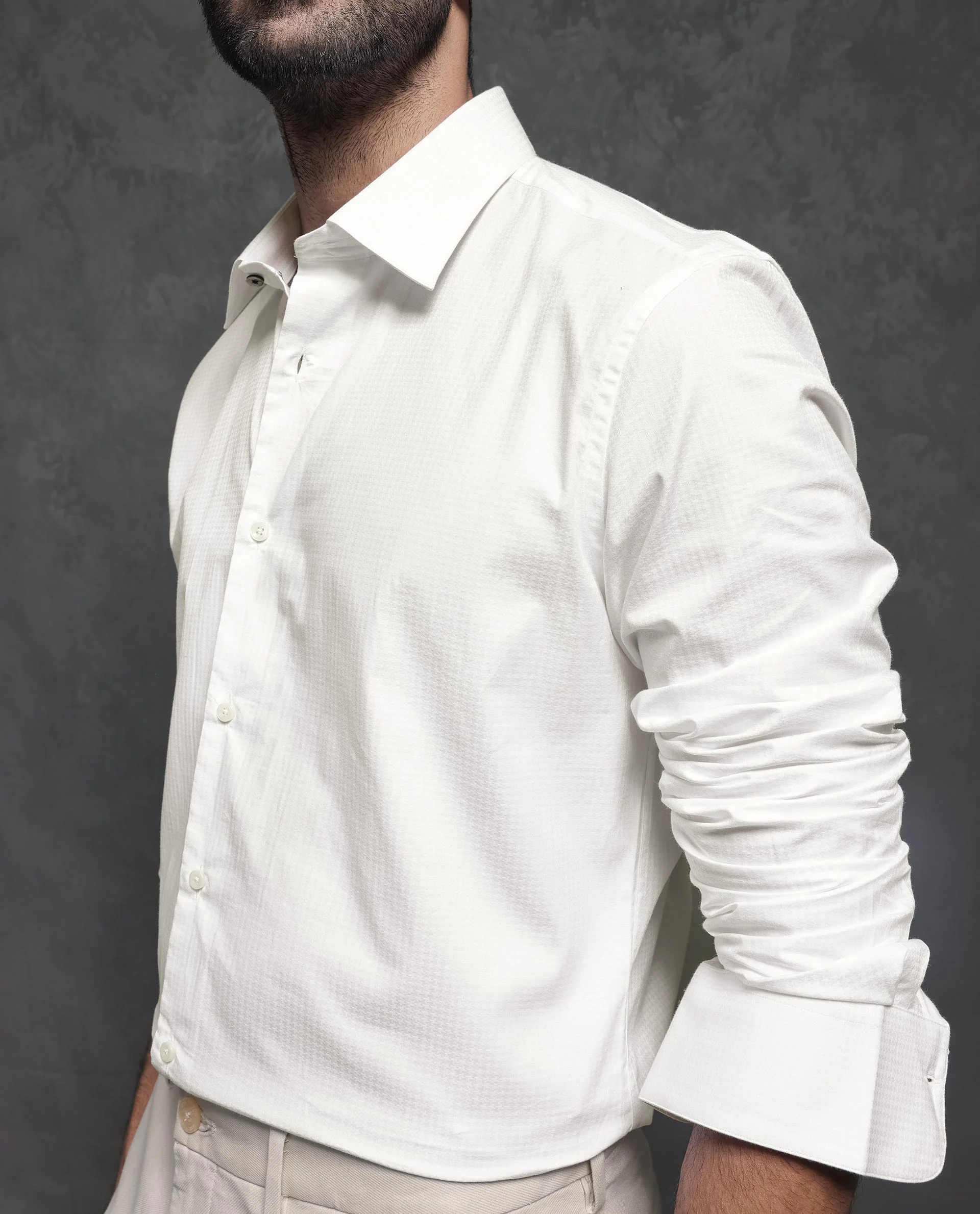 Rare Rabbit Men's Hadly White Cotton Plain Regular Fit Full Sleeve Collared Shirt - Image 4