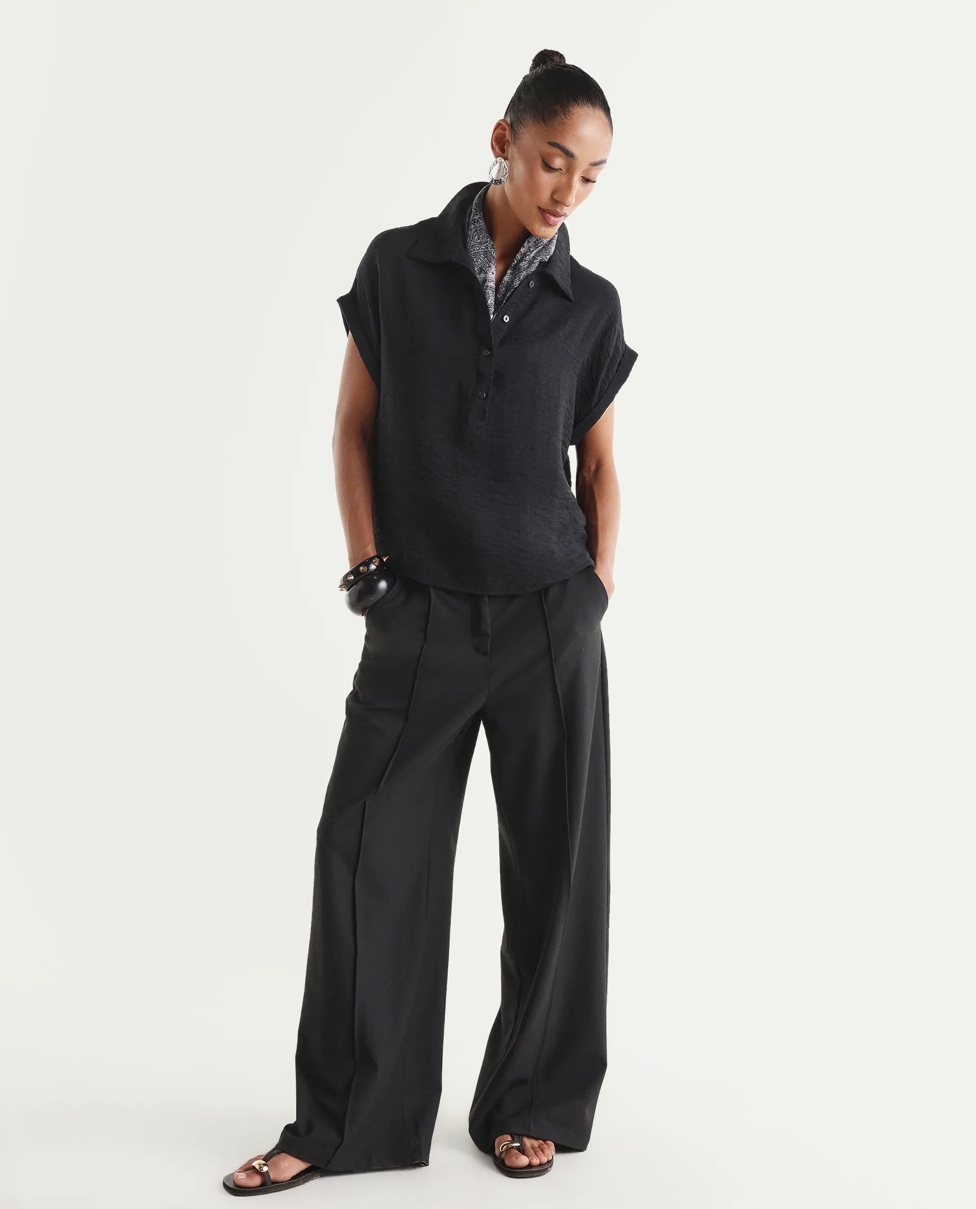 Rareism Women's Halm Black Viscose Blend Spread Collar Relaxed Plain Top - Image 2