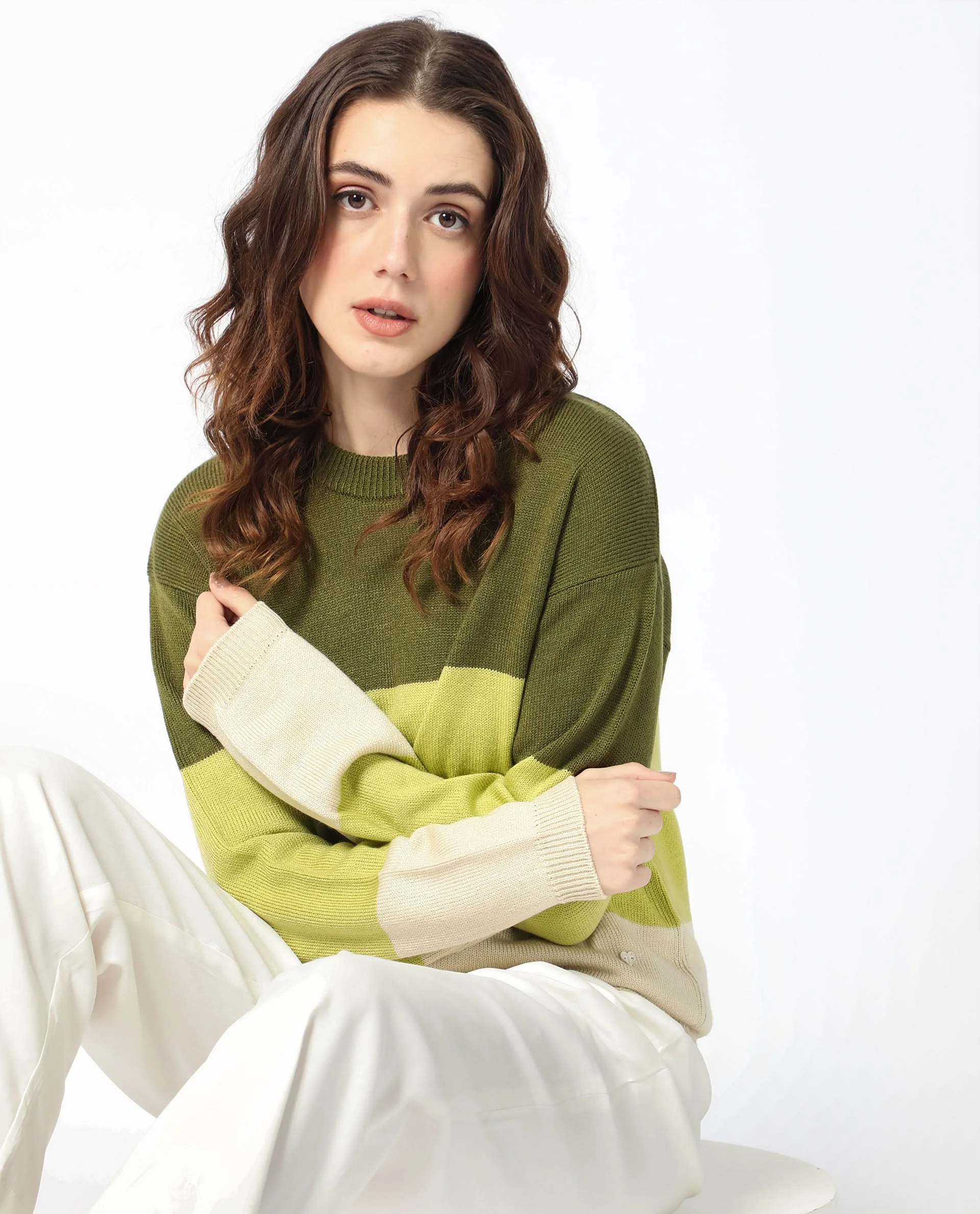 Rareism Women's Hampshire Olive Acrylic Crew Neck Color Block Relaxed Fit Sweater - Image 4