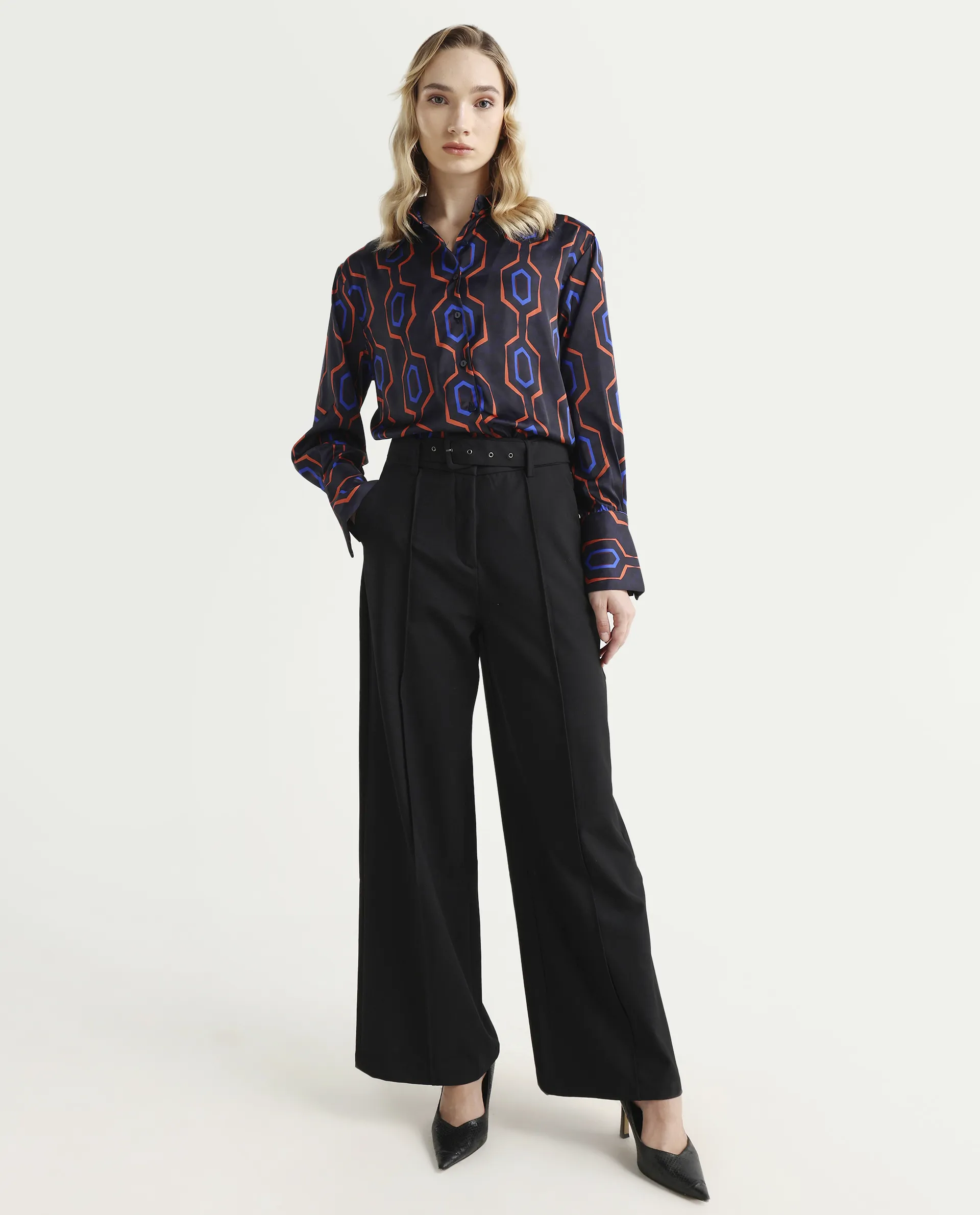 Rareism Women's Harbe Black Polyester Spread Collar Geometric Print Regular Fit Shirt - Image 2