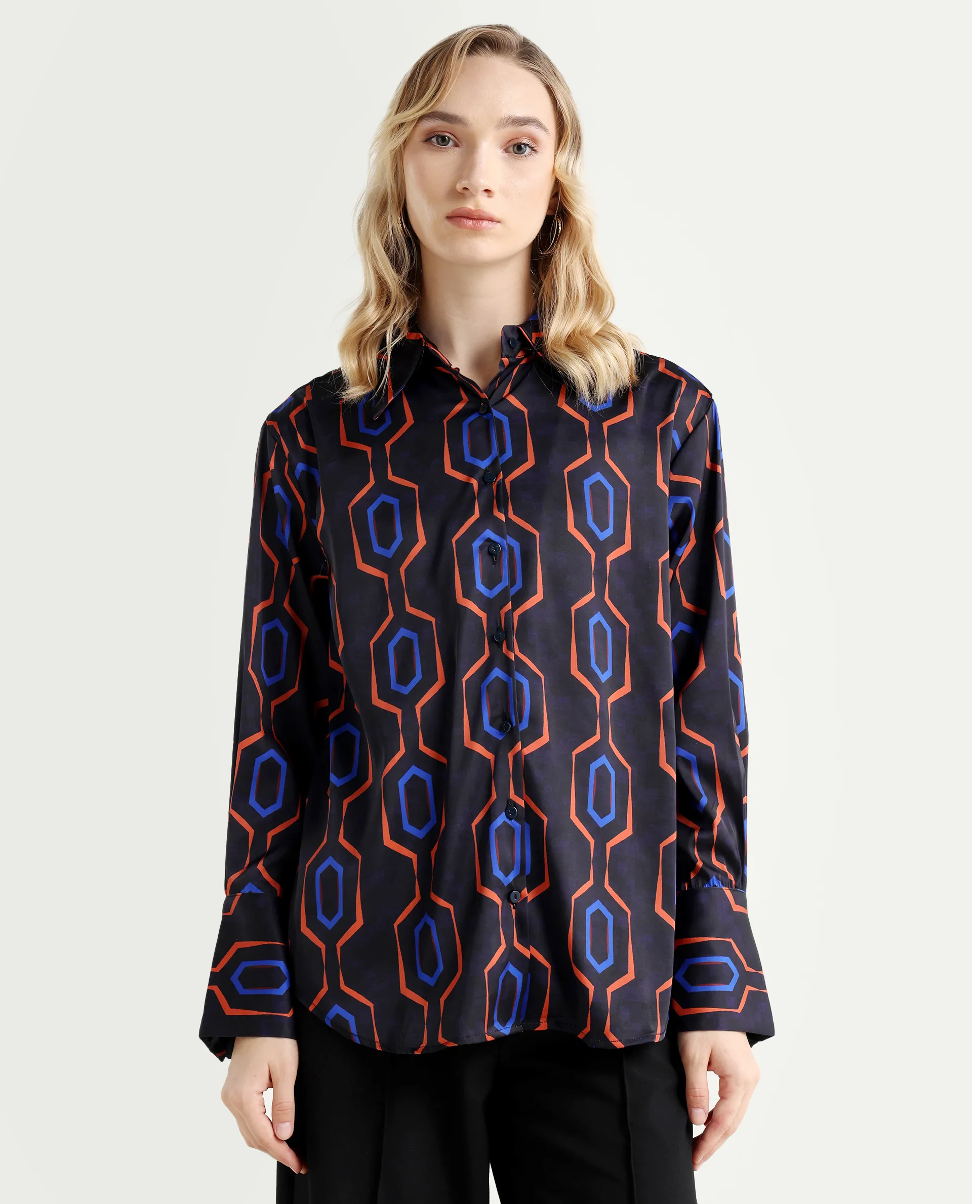 Rareism Women's Harbe Black Polyester Spread Collar Geometric Print Regular Fit Shirt - Image 3