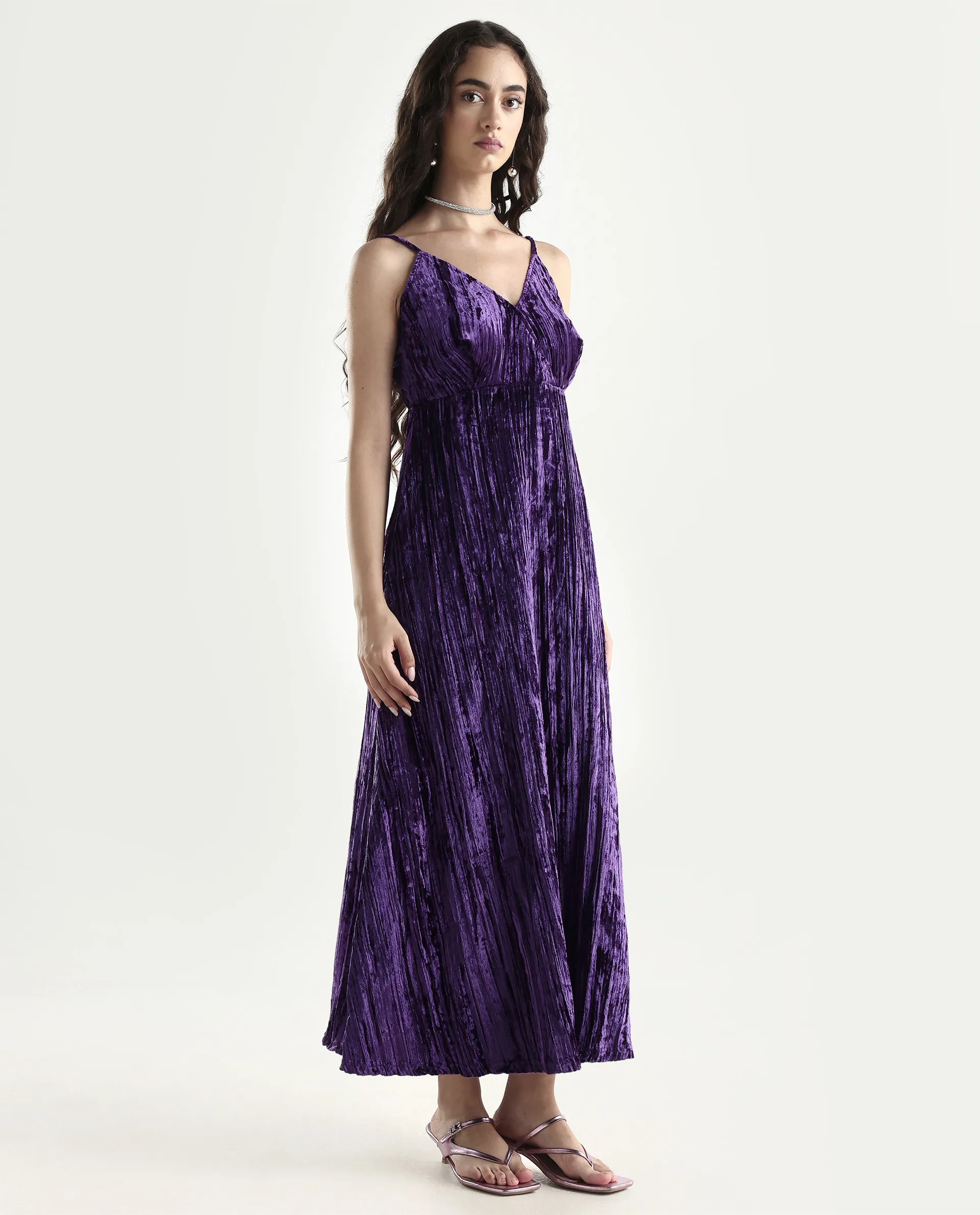 Rareism Women's Harbo Purple Velvet Shoulder Strap Plain Sleeveless Maxi Fit And Flare Dress - Image 6