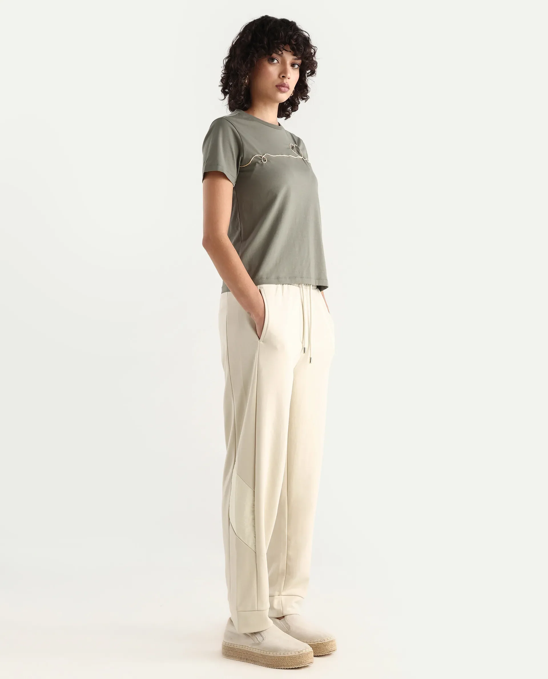 Rareism Women's Hastane Off White Modal Blend Ankle Length Regular Fit Track Pant - Image 7