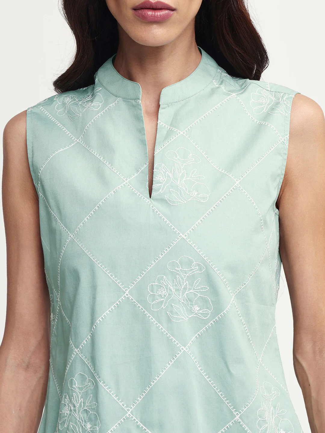 Rareism Women's Hax Dusky Green Cotton Sleeveless Band Collar Pull-On Regular Plain Top - Image 3