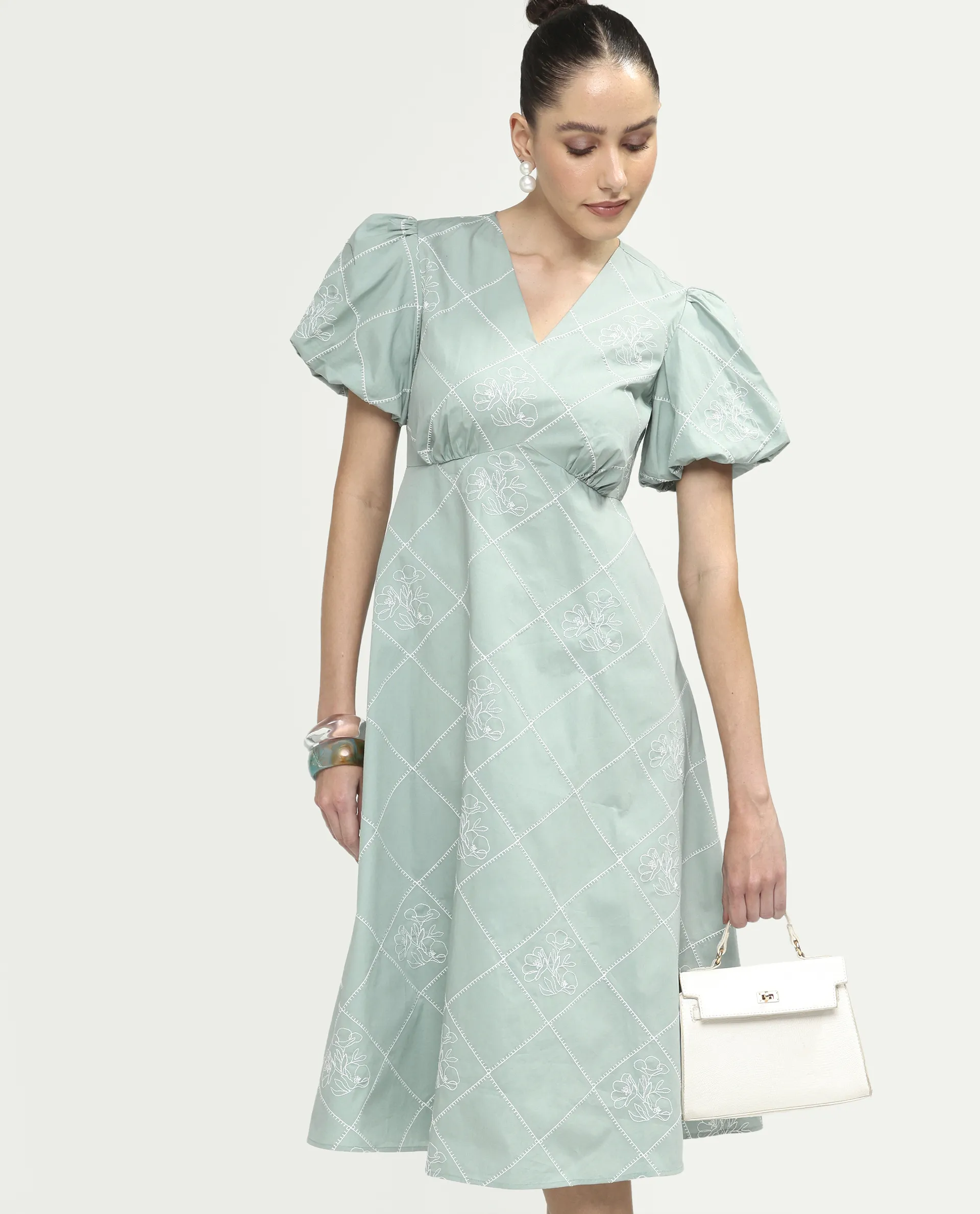 Rareism Women's Haxa Dusky Green Cotton Half Sleeve V-Neck Fit And Flare Plain Dress - Image 3