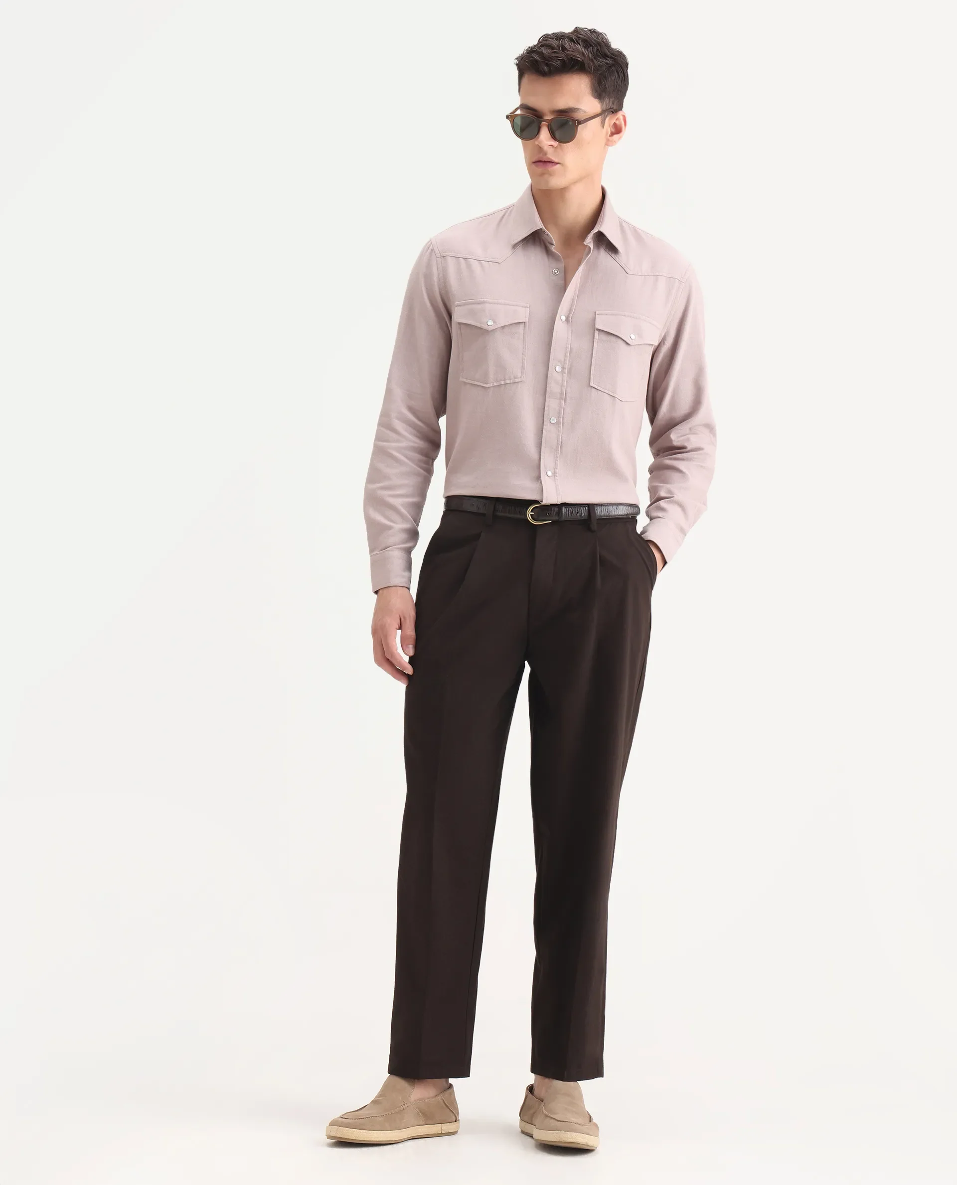 Rare Rabbit Men's Haxlr-25 Dusky Pink Cotton Blend Plain Regular Fit Full Sleeve Collared Shirt - Image 2