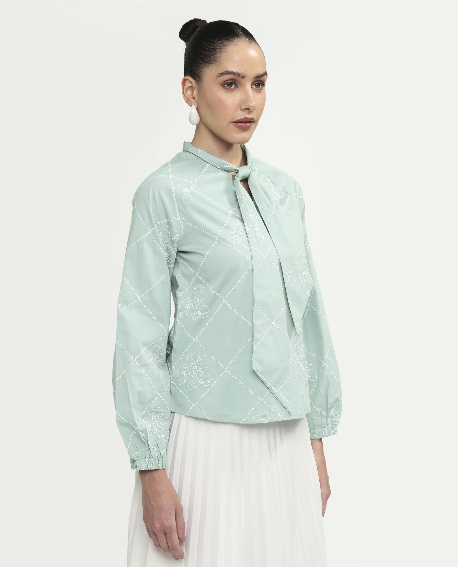 Rareism Women's Haxo Dusky Green Cotton Full Sleeve Tie-Up Relaxed Plain Top - Image 6