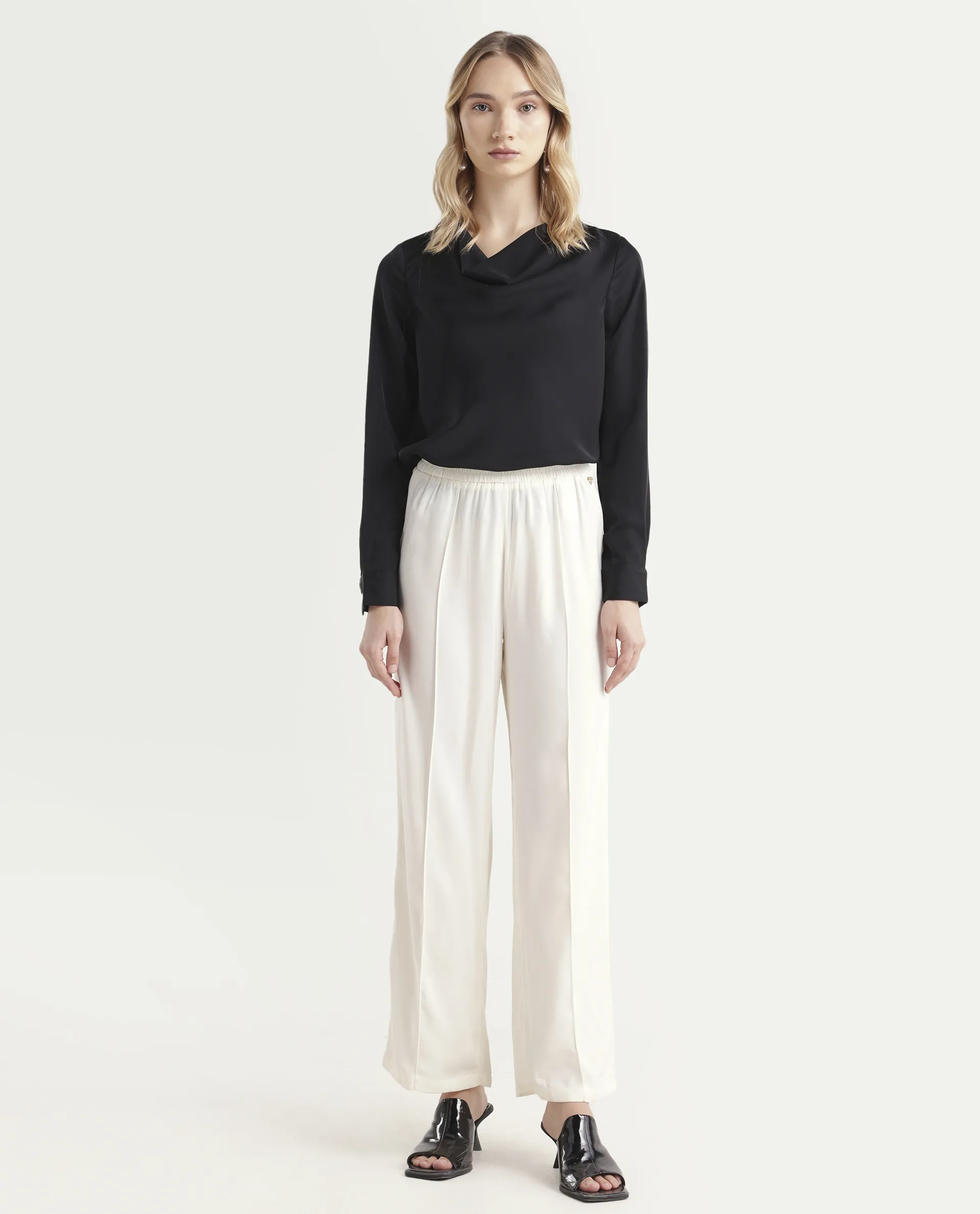 Rareism Women's Haz Light Off White Polyester Plain Ankle Length Wide Trouser - Image 2