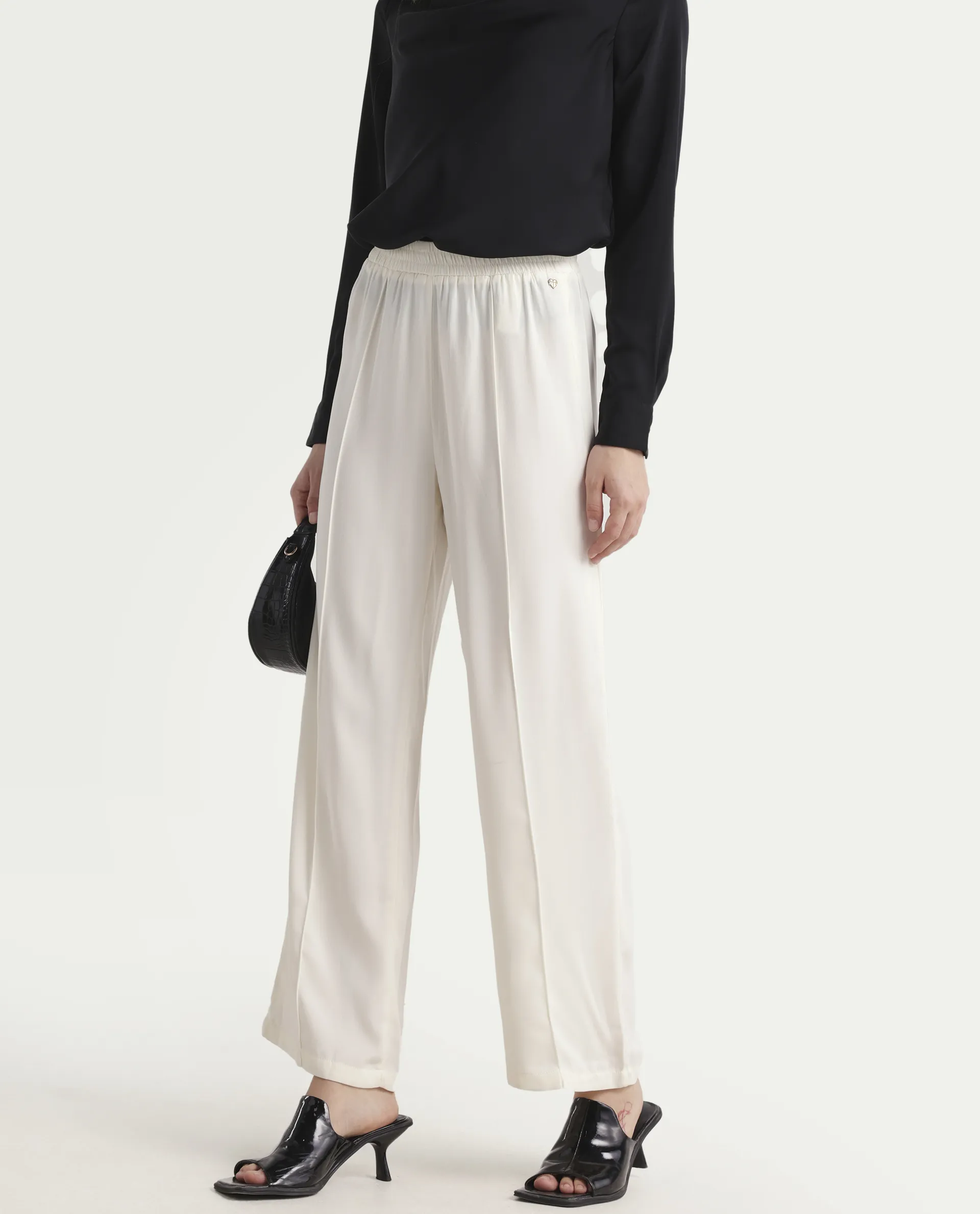 Rareism Women's Haz Light Off White Polyester Plain Ankle Length Wide Trouser - Image 3