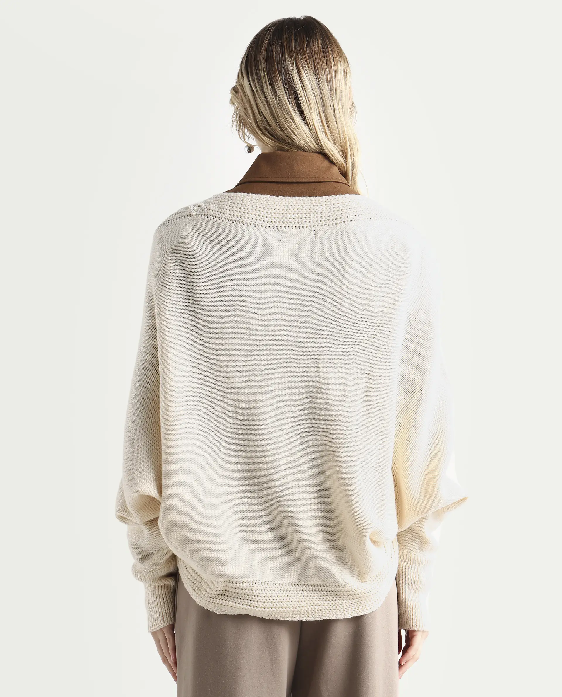 Rareism Women's Henares Off White Acrylic V-Neck Plain Relaxed Fit Sweater - Image 7