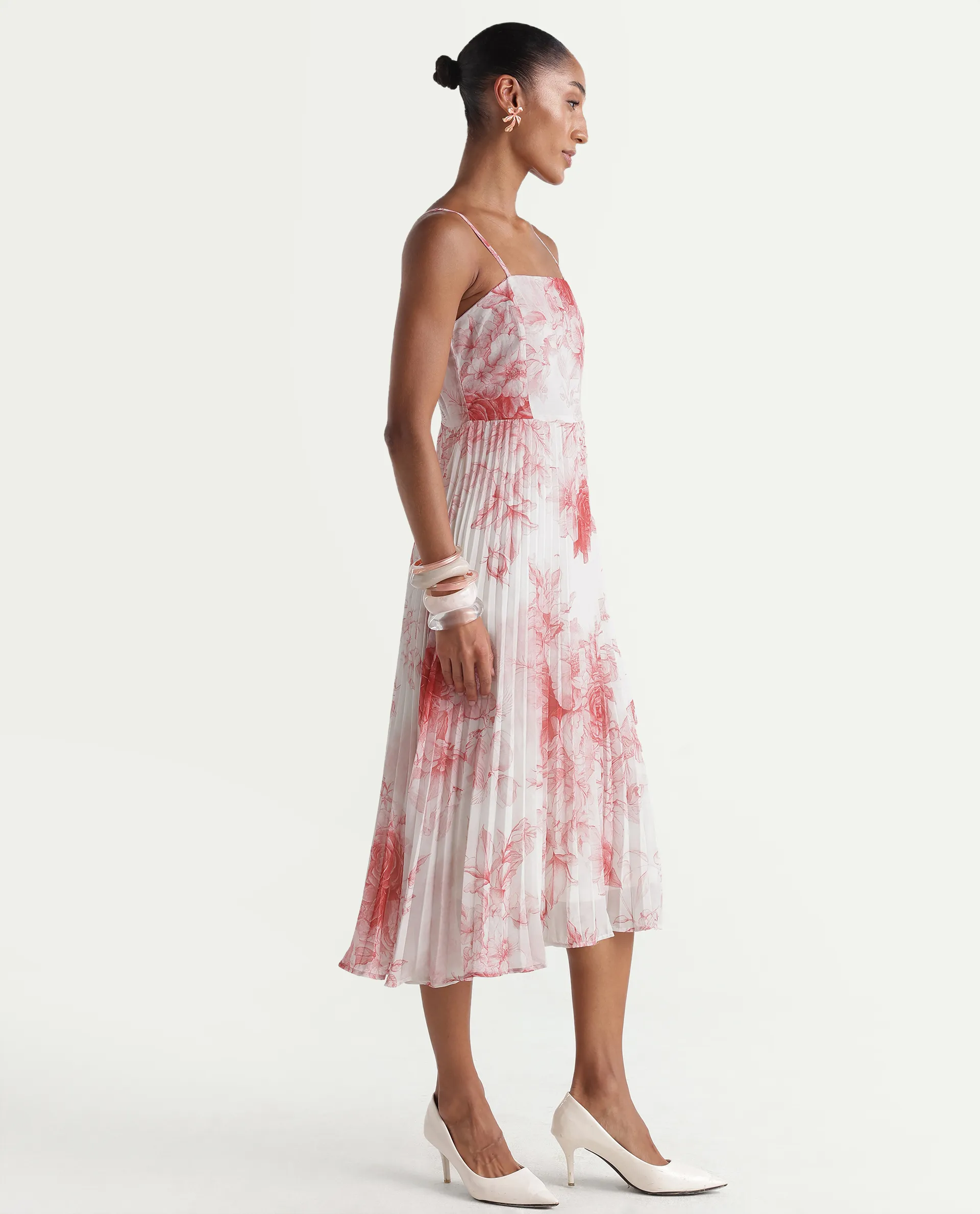 Rareism Women's Henvo Off White Polyester Tube Neck Fit And Flare Floral Print Dress - Image 6