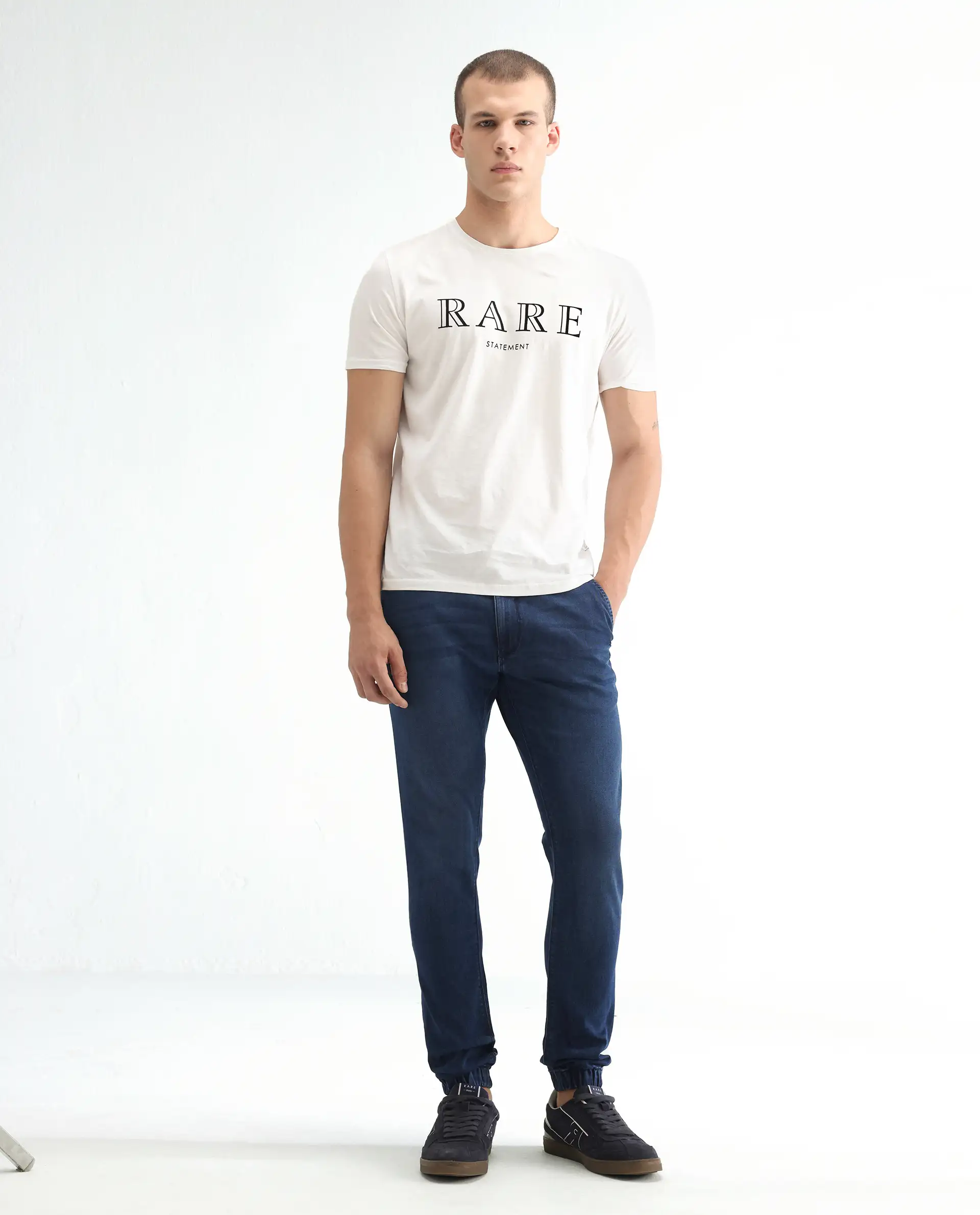 Rare Rabbit Men's Higg Blue Cotton Plain Hawk Slim Fit Jeans - Image 4