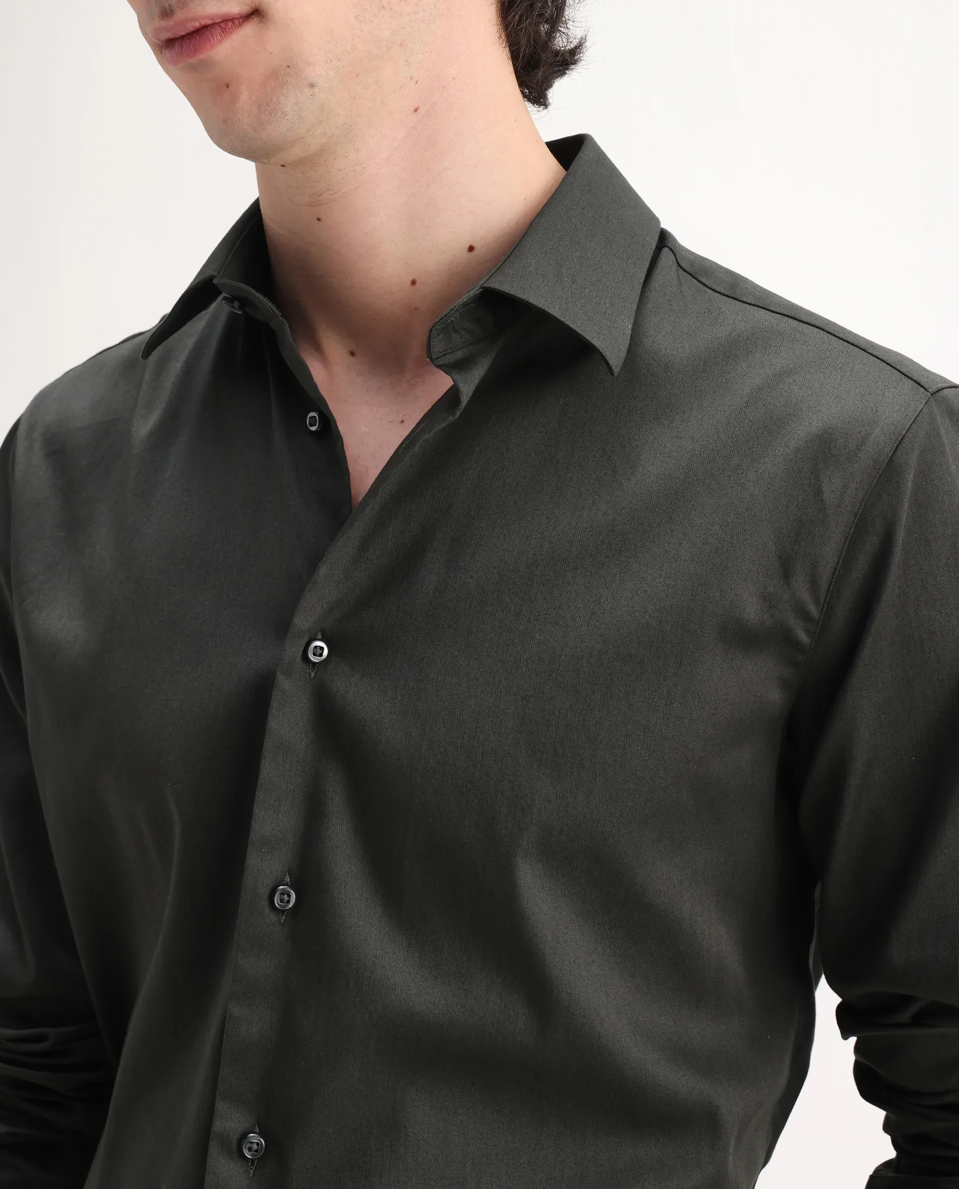 Rare Rabbit Men's Holla-26 Olive Cotton Plain Regular Fit Full Sleeve Collared Shirt - Image 3