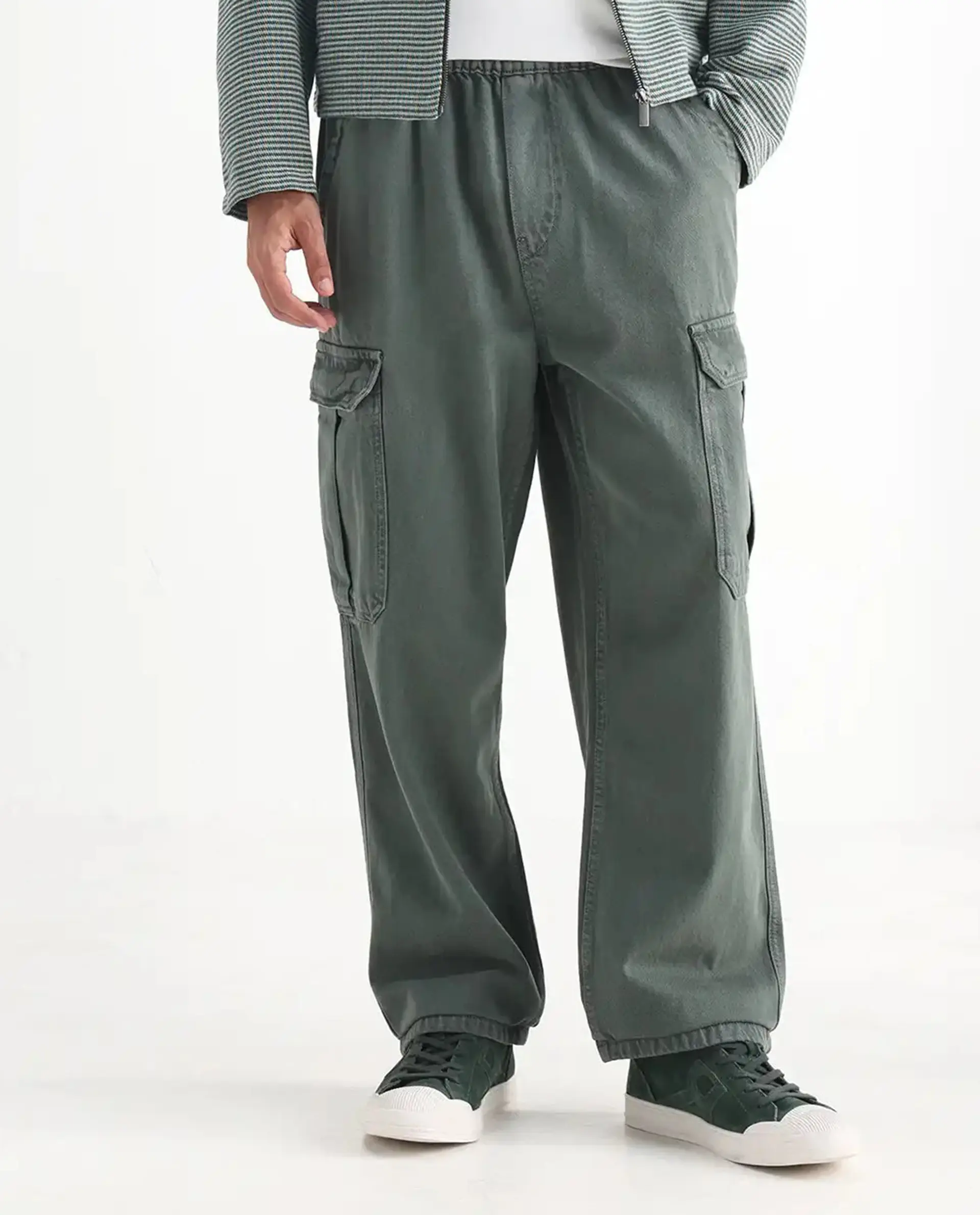 Rare Rabbit Men's Hork Green Cotton Plain Baggy Fit Jeans - Image 10