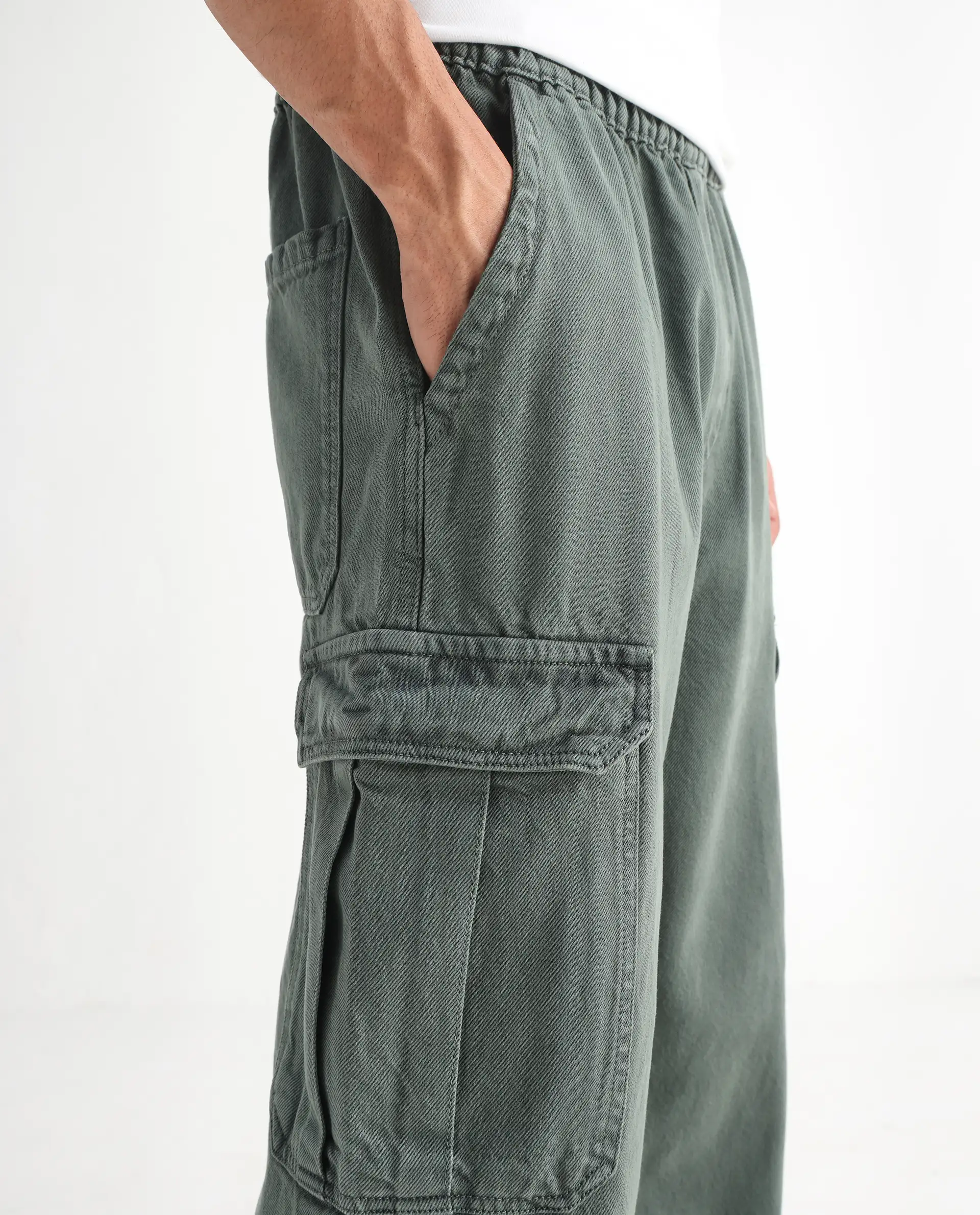 Rare Rabbit Men's Hork Green Cotton Plain Baggy Fit Jeans - Image 7