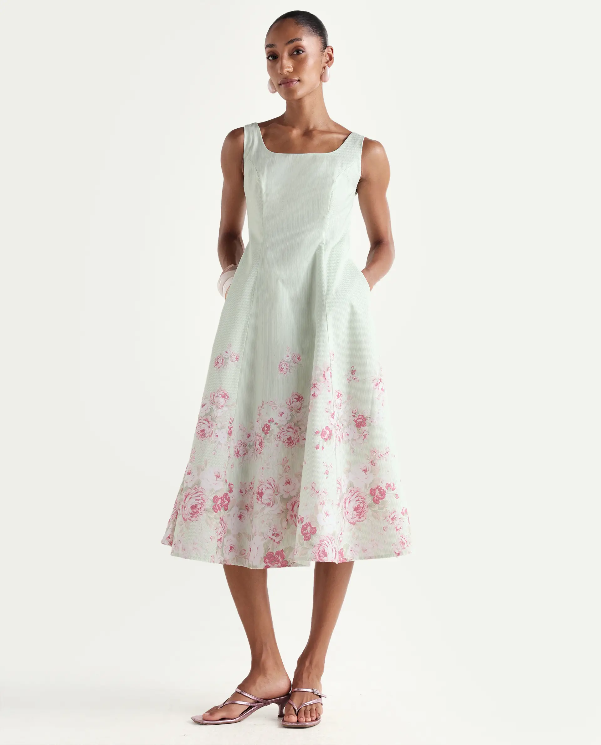 Rareism Women's Horo Light Green Cotton Scoop Neck Fit And Flare Floral Print Dress - Image 2