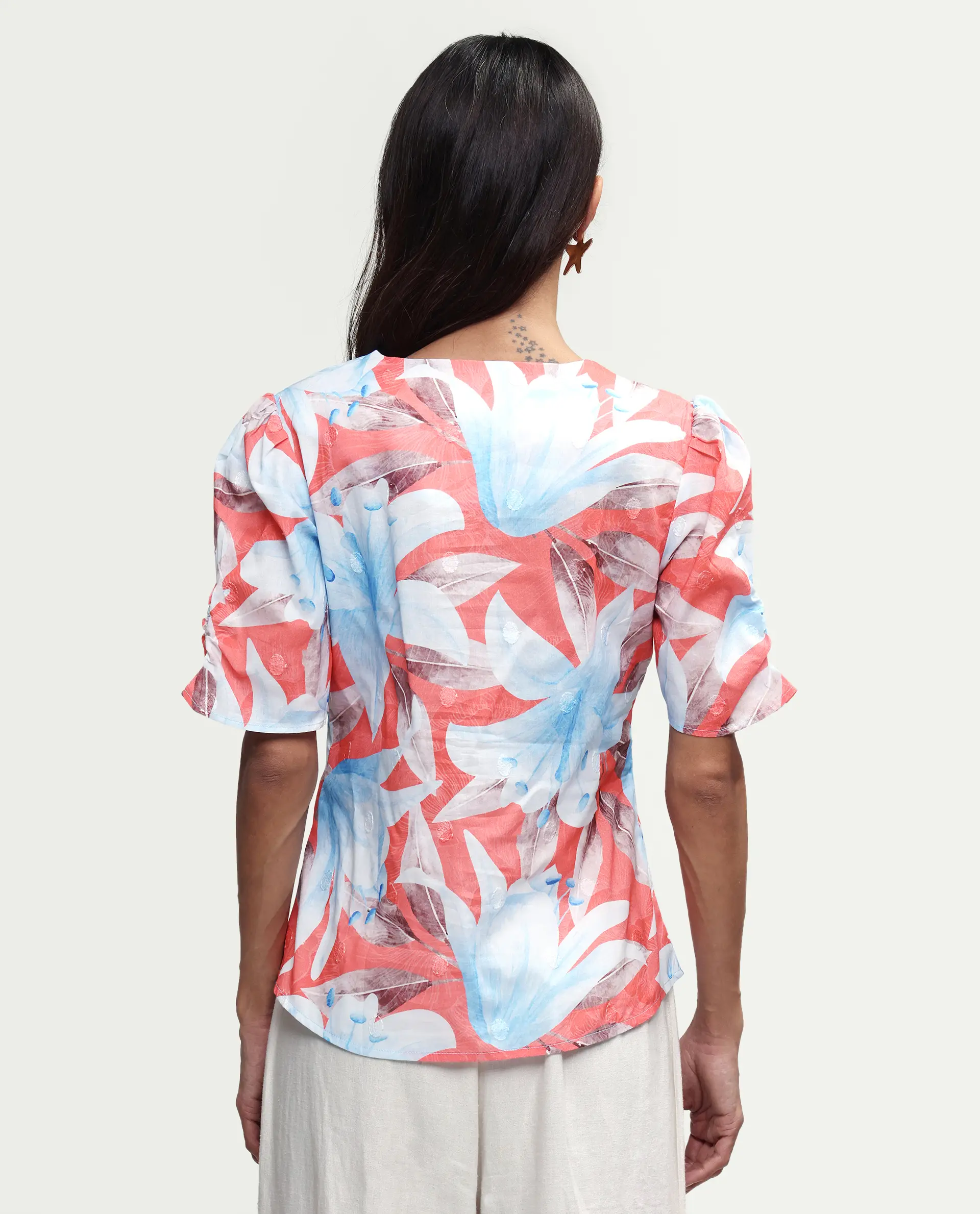 Rareism Women's Housto-T Pink Cotton V-Neck Floral Print Puff Sleeves Regular Fit Top - Image 7