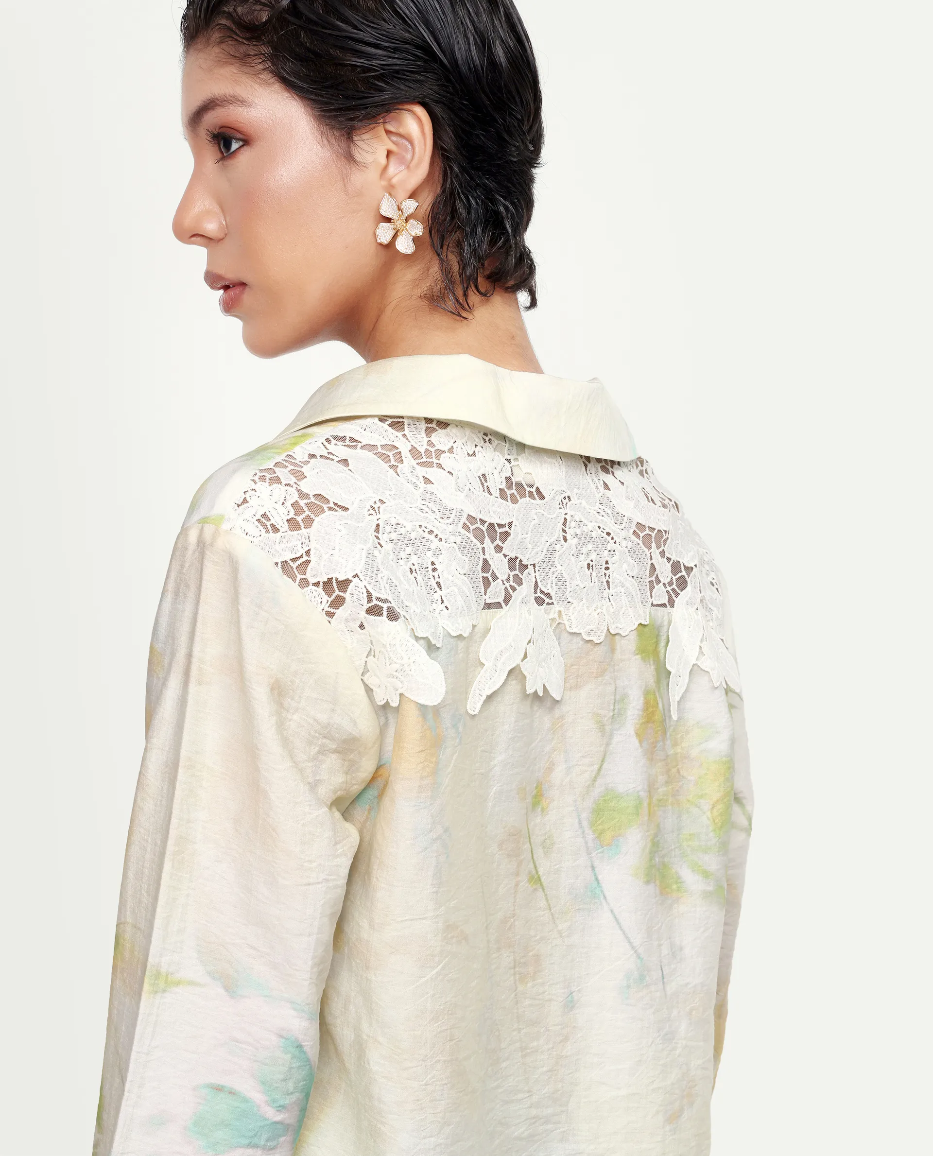 Rareism Women's Hrixo Light Green Viscose Blend Johnny Collar Relaxed All Over Print Top - Image 5