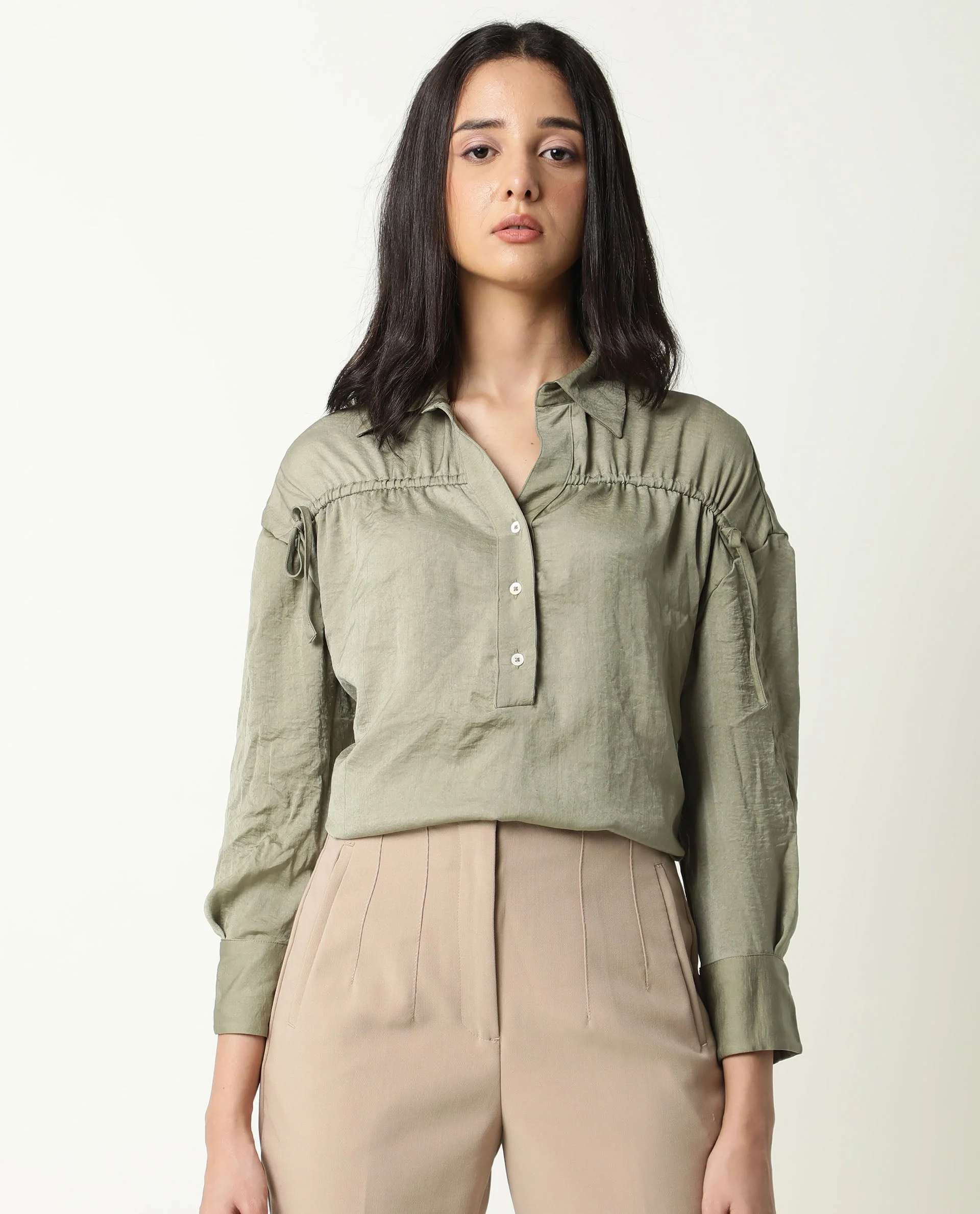 Rareism Women's Hullay Green Spread Collar Plain Knee Length Tailored Top - Image 2