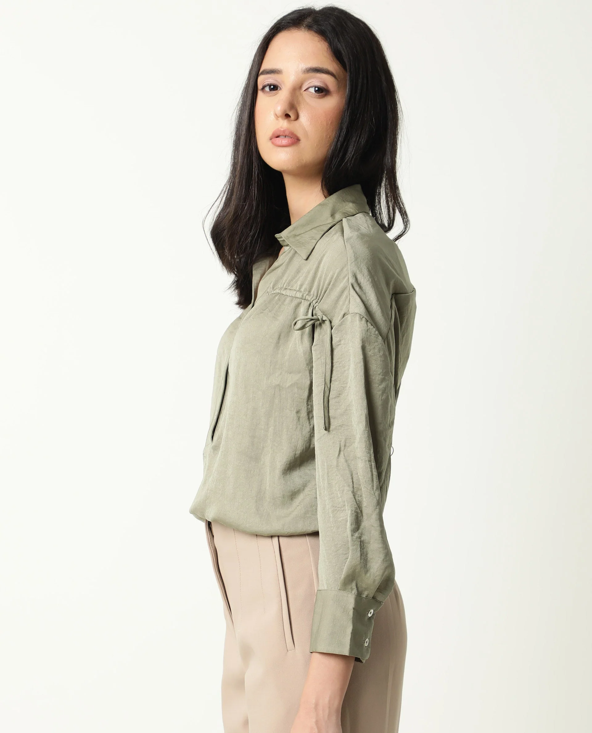 Rareism Women's Hullay Green Spread Collar Plain Knee Length Tailored Top - Image 6