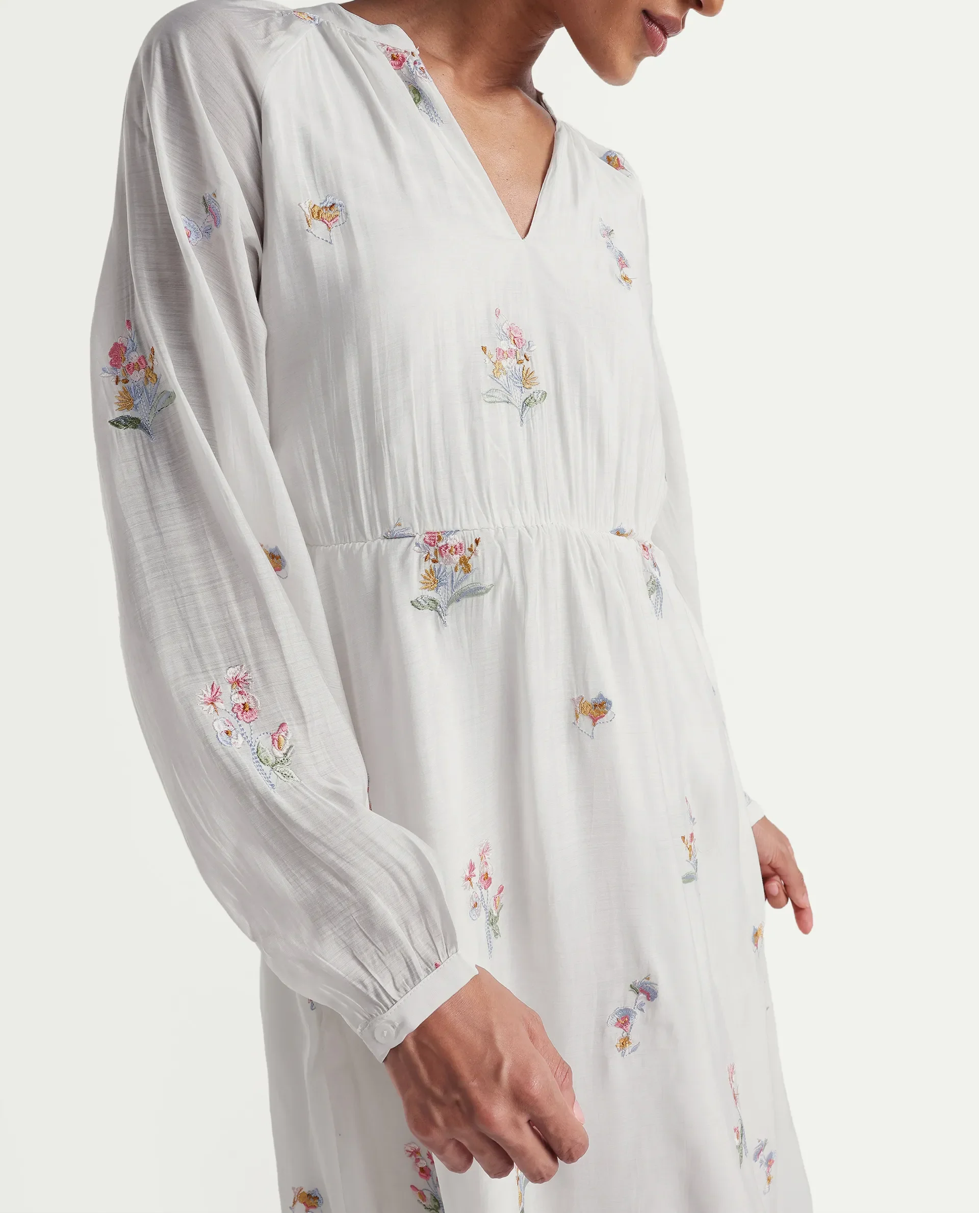Rareism Women's Huri Off White Viscose Blend Band Collar Fit And Flare Plain Dress - Image 4