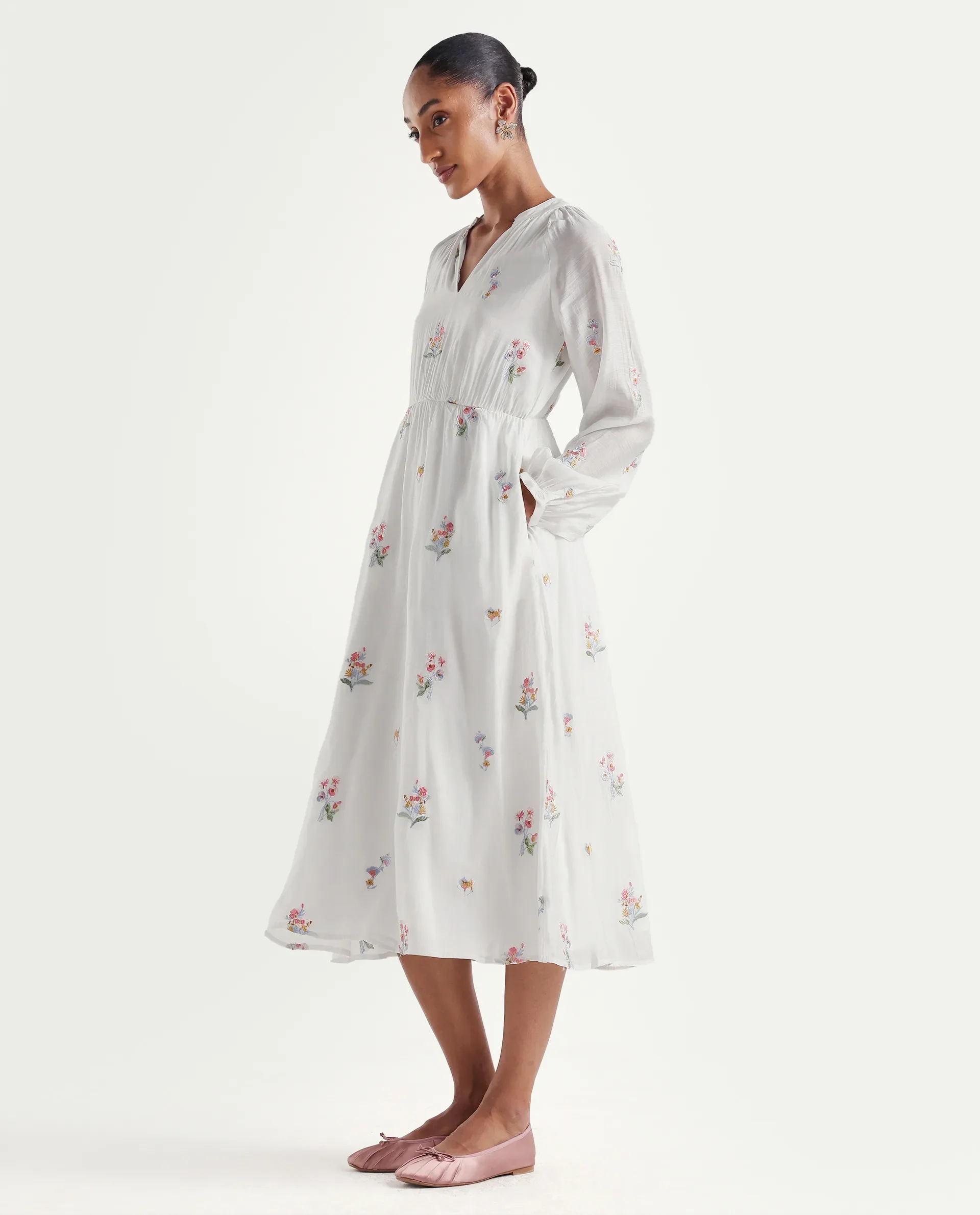 Rareism Women's Huri Off White Viscose Blend Band Collar Fit And Flare Plain Dress - Image 5