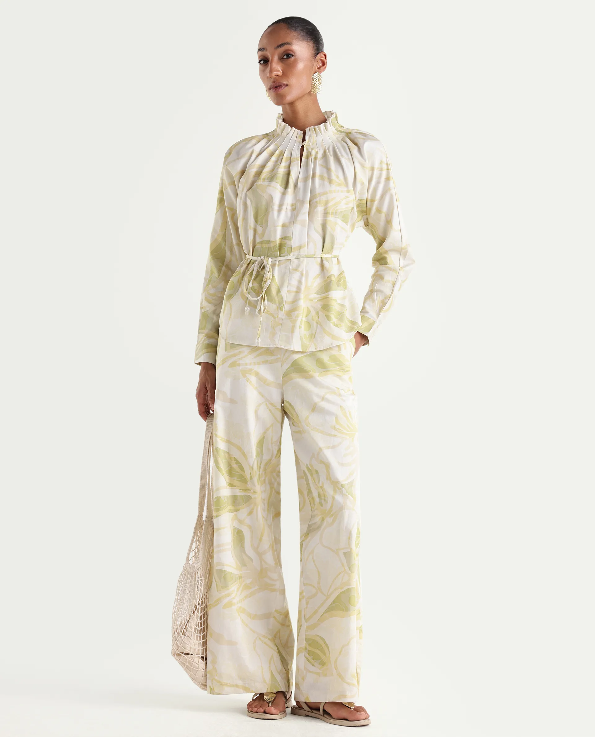 Rareism Women's Hyce-B Light Green Cotton Wide Leg Abstract Print Trouser - Image 2
