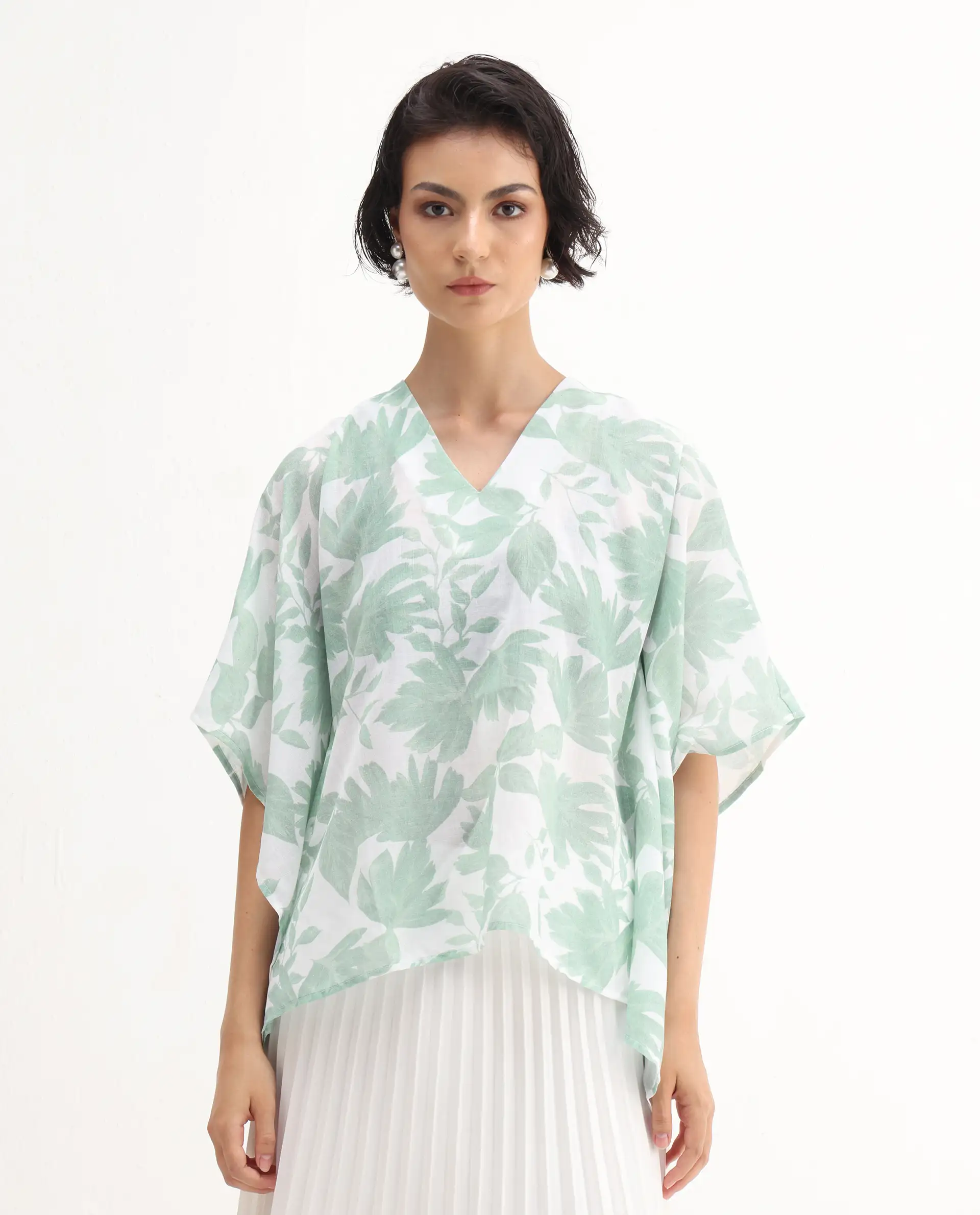 Rareism Women's Ibac Light Green Linen V-Neck Floral Print Kimono Sleeve Relaxed Fit Top - Image 3
