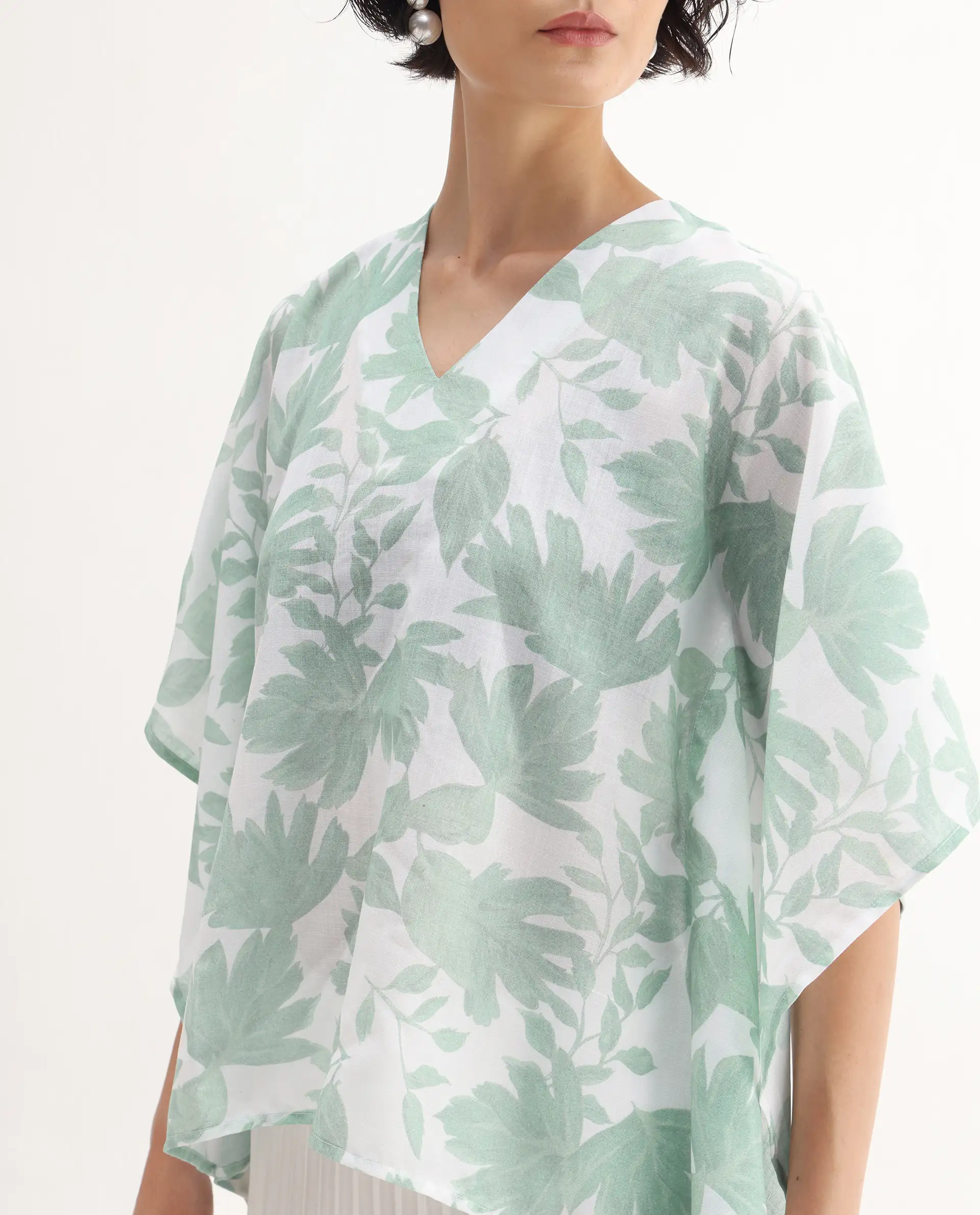 Rareism Women's Ibac Light Green Linen V-Neck Floral Print Kimono Sleeve Relaxed Fit Top - Image 4