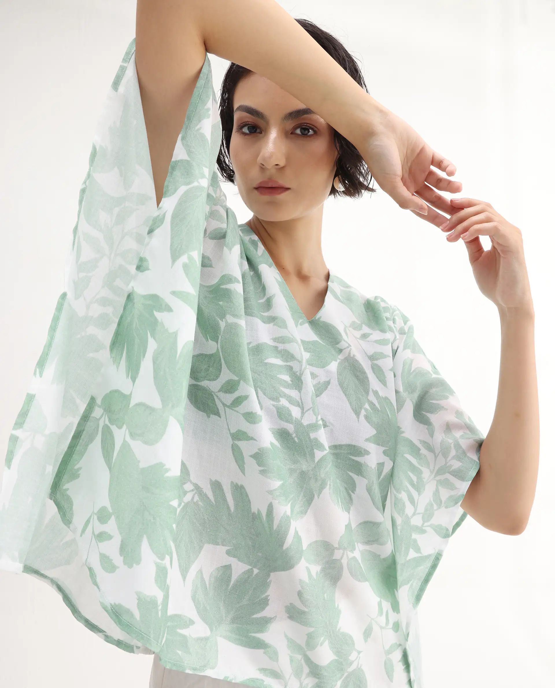 Rareism Women's Ibac Light Green Linen V-Neck Floral Print Kimono Sleeve Relaxed Fit Top - Image 5
