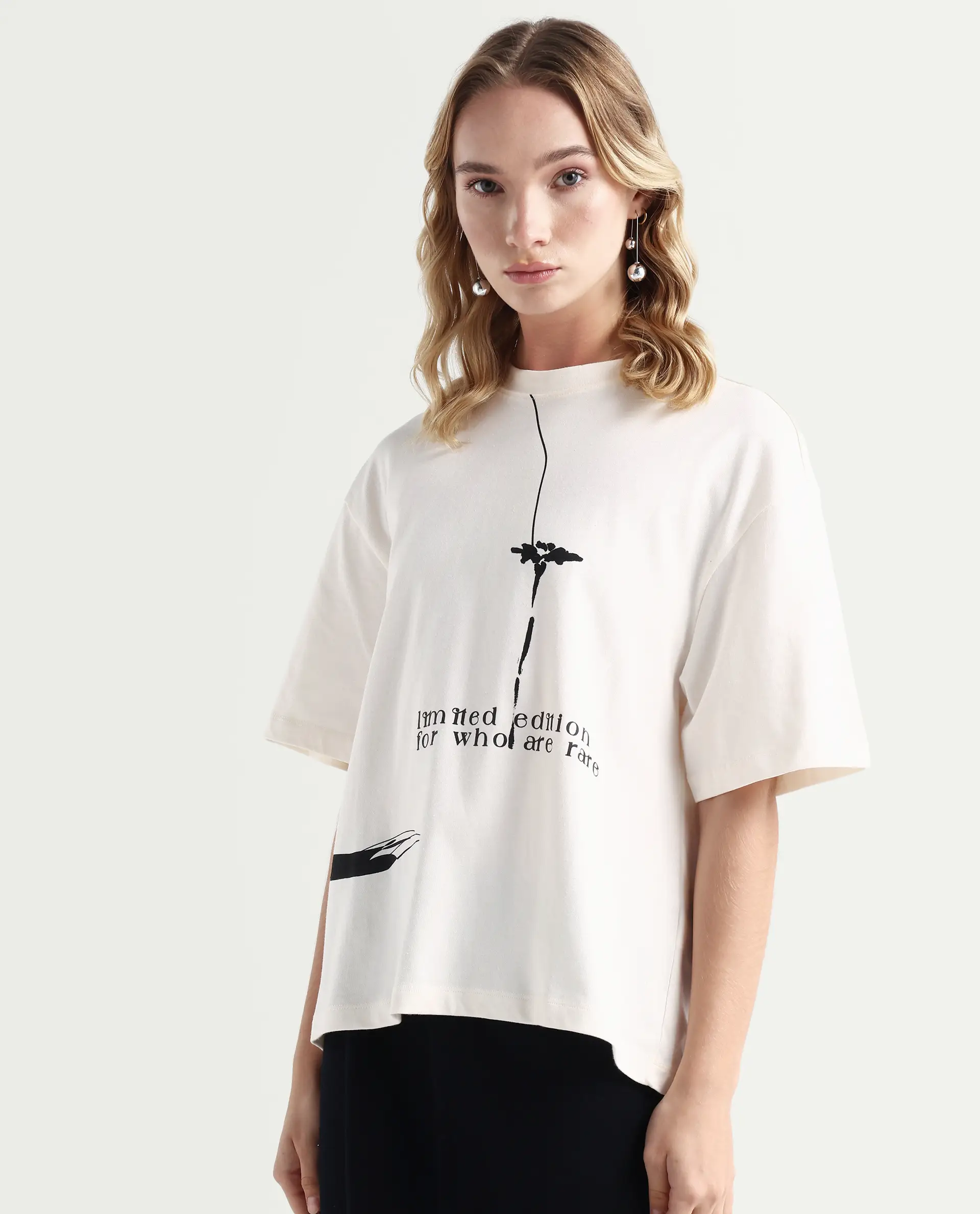 Rareism Women's Ida Off White Cotton Blend Crew Neck Graphic Print Relaxed Fit T-Shirt - Image 5