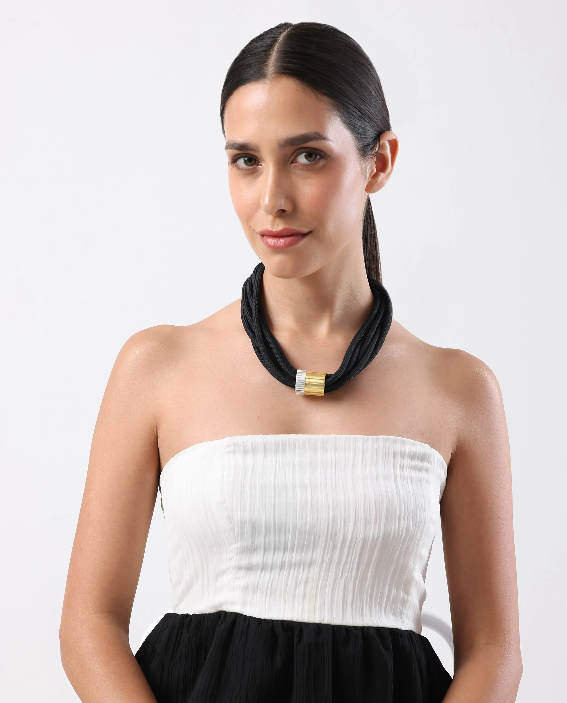 Rareism Women Impression Black Necklace
