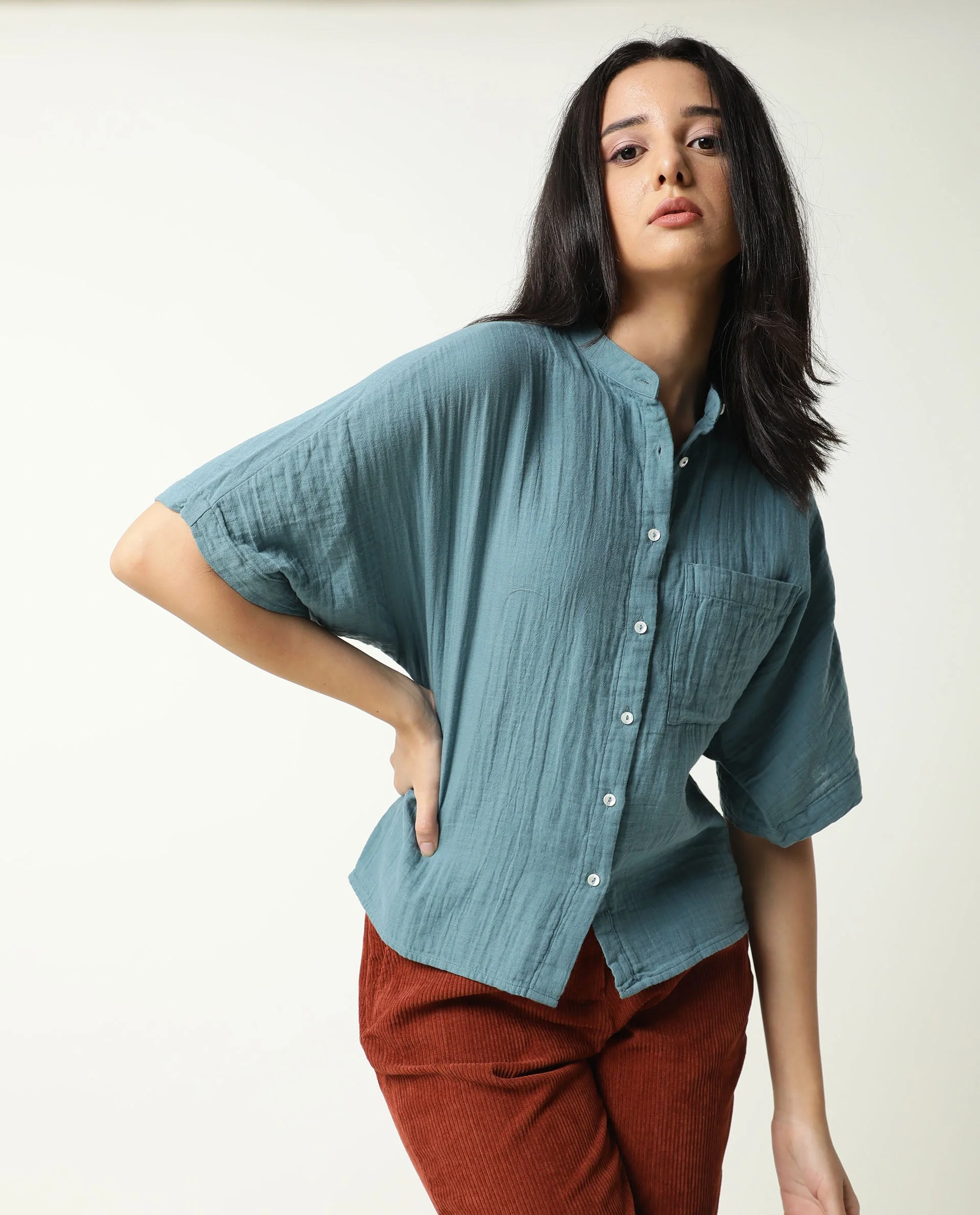 Rareism Women's Imro Green Mandarin Collar Plain Knee Length Tailored Top