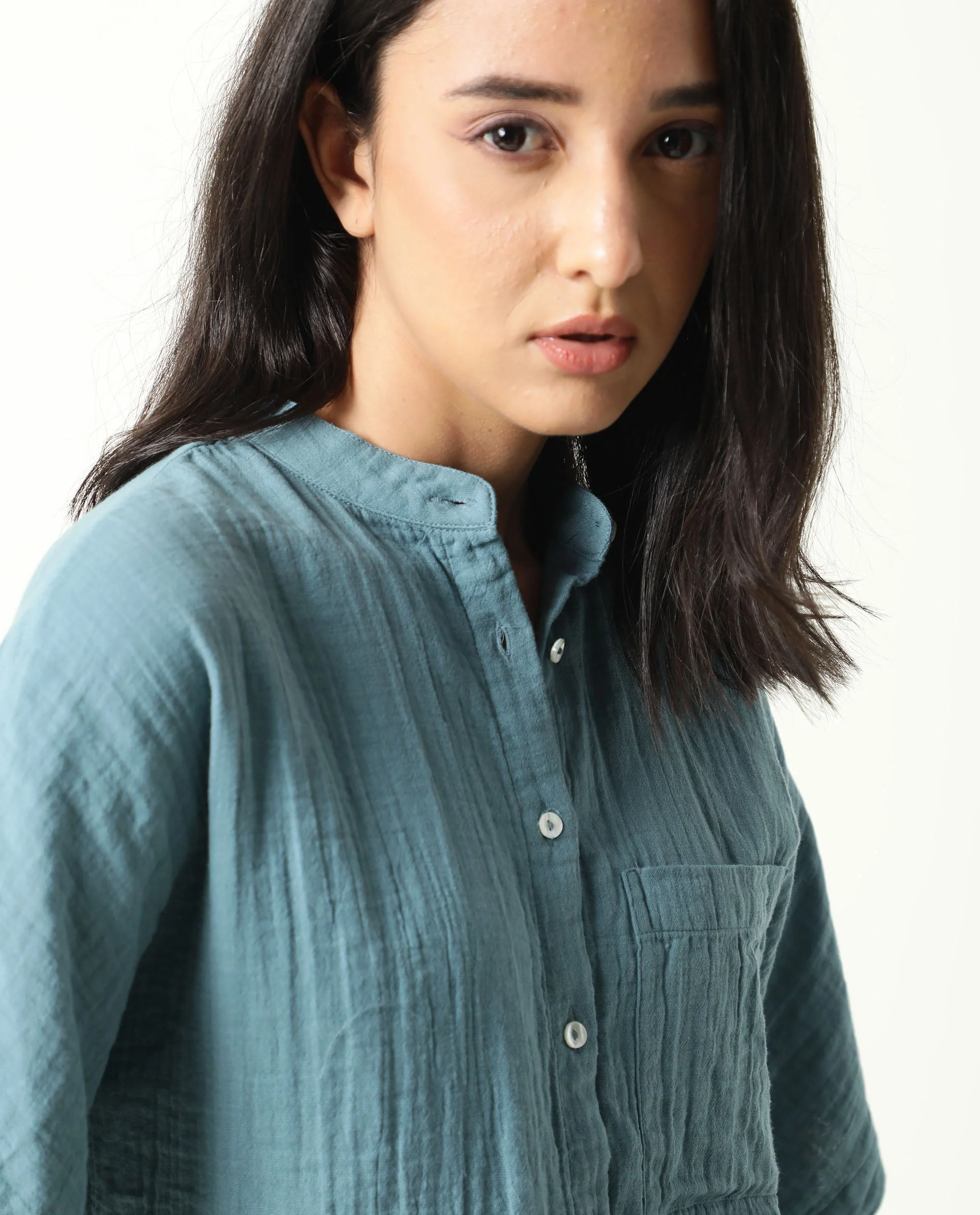 Rareism Women's Imro Green Mandarin Collar Plain Knee Length Tailored Top - Image 5