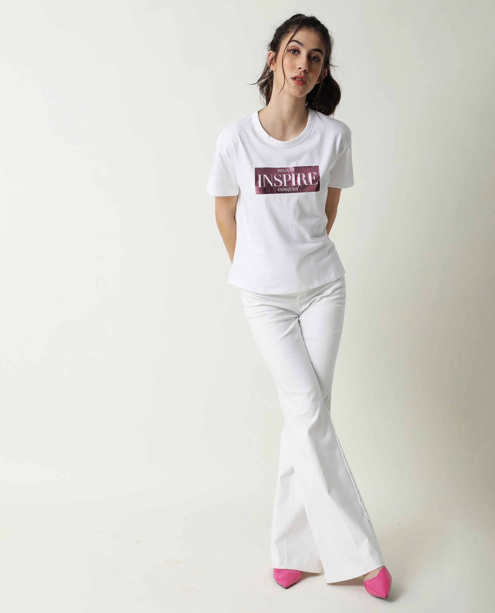 Rareism Women's Inago White Cotton Crew Neck Graphic Print Crop Regular Fit T-Shirt - Image 10