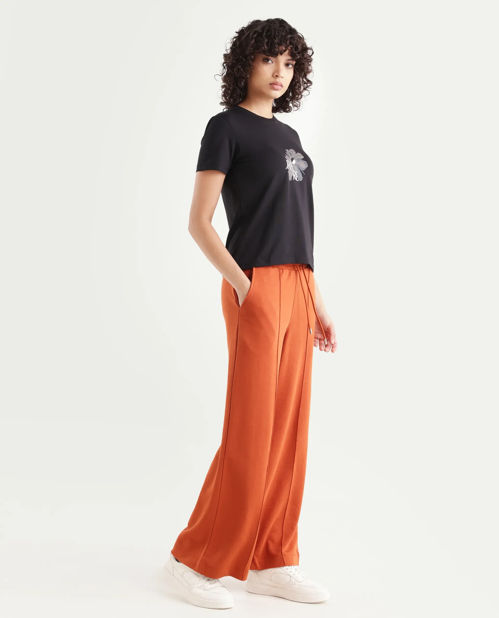 Rareism Women's Inout Rust Cotton Blend Plain Ankle Length Wide Track Pant - Image 5