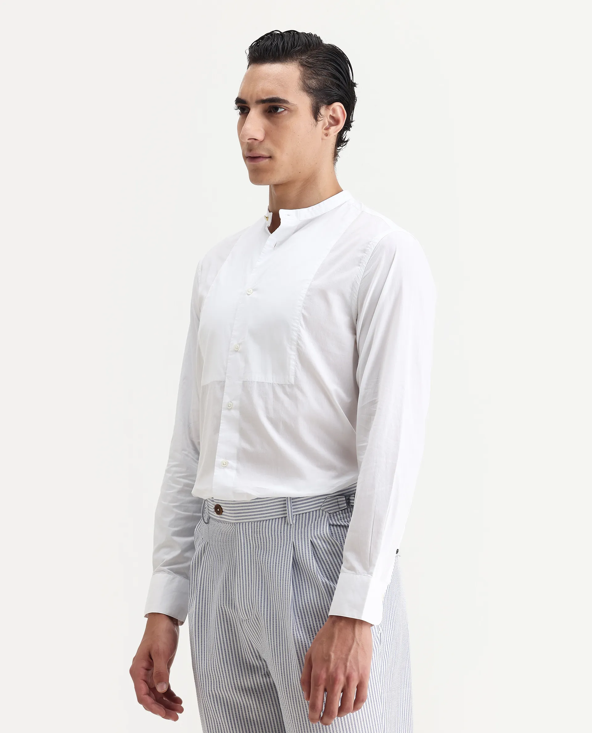 Rare Rabbit Men's Into White Cotton Plain Regular Fit Full Sleeve Mandarin Collar Shirt - Image 4