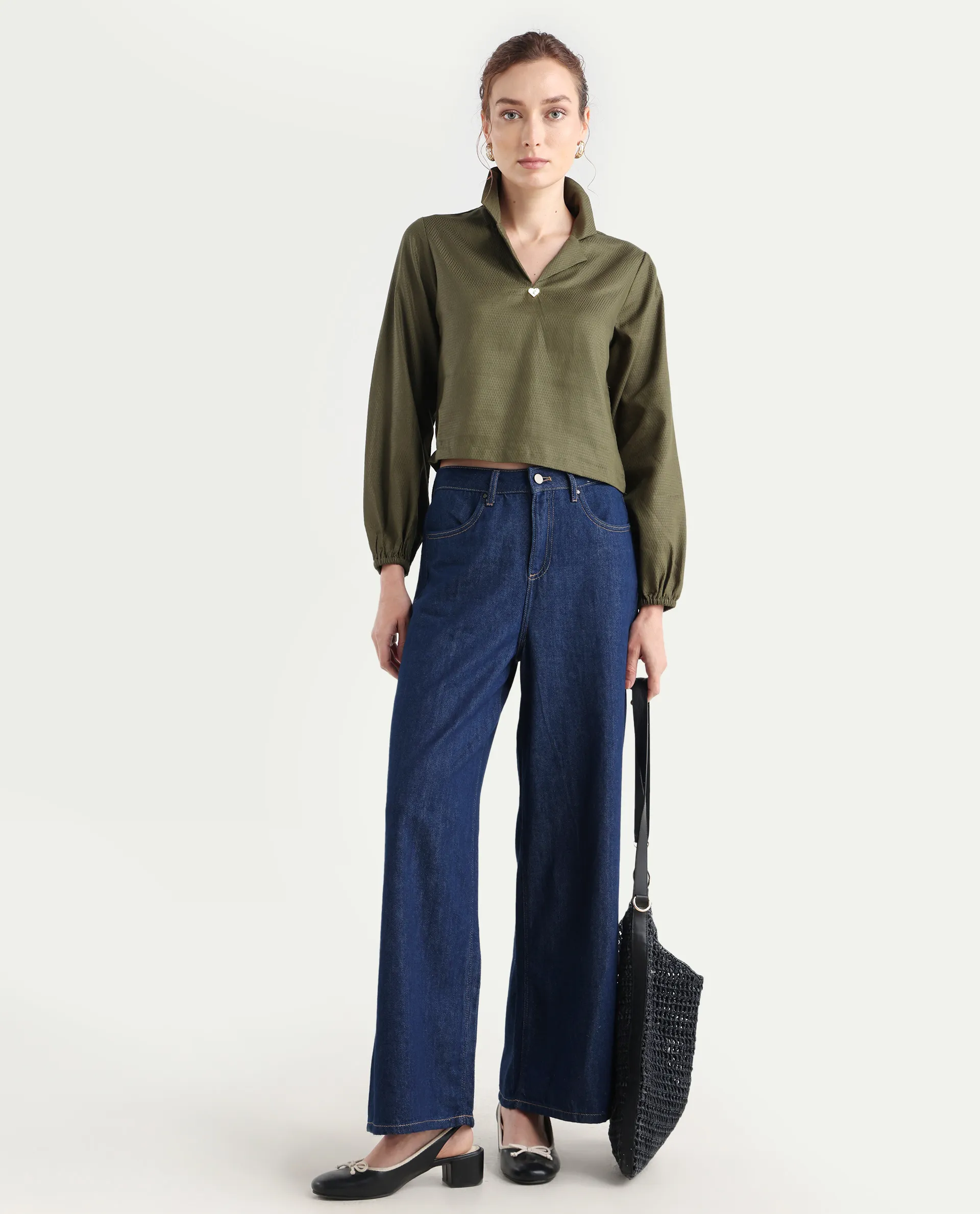 Rareism Women's Istanbul Green Cotton Lapel Neck Plain Bishop Sleeve Crop Regular Fit Top - Image 2