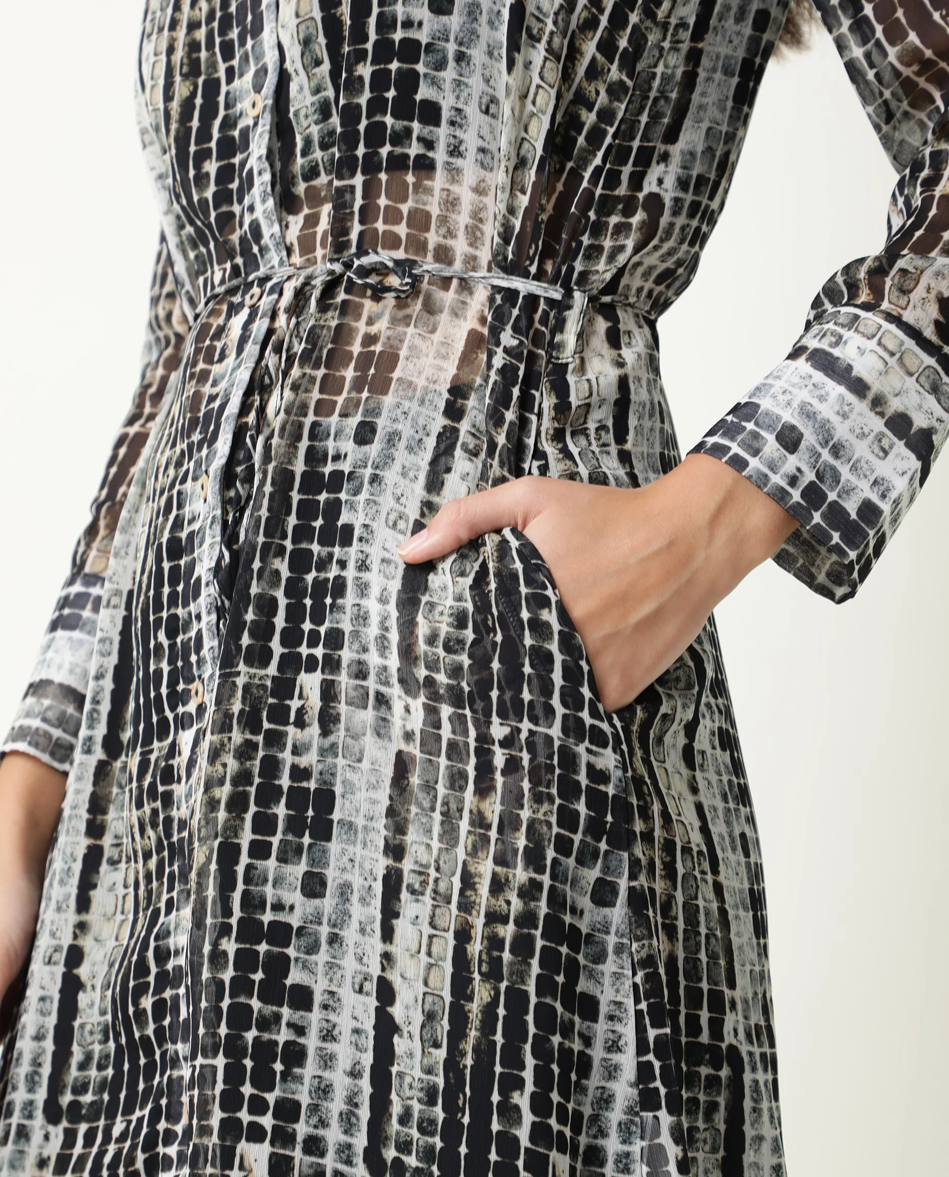 Rareism Women's Ito Black Spread Collar Abstract Print Knee Length Regular Fit Dress - Image 3