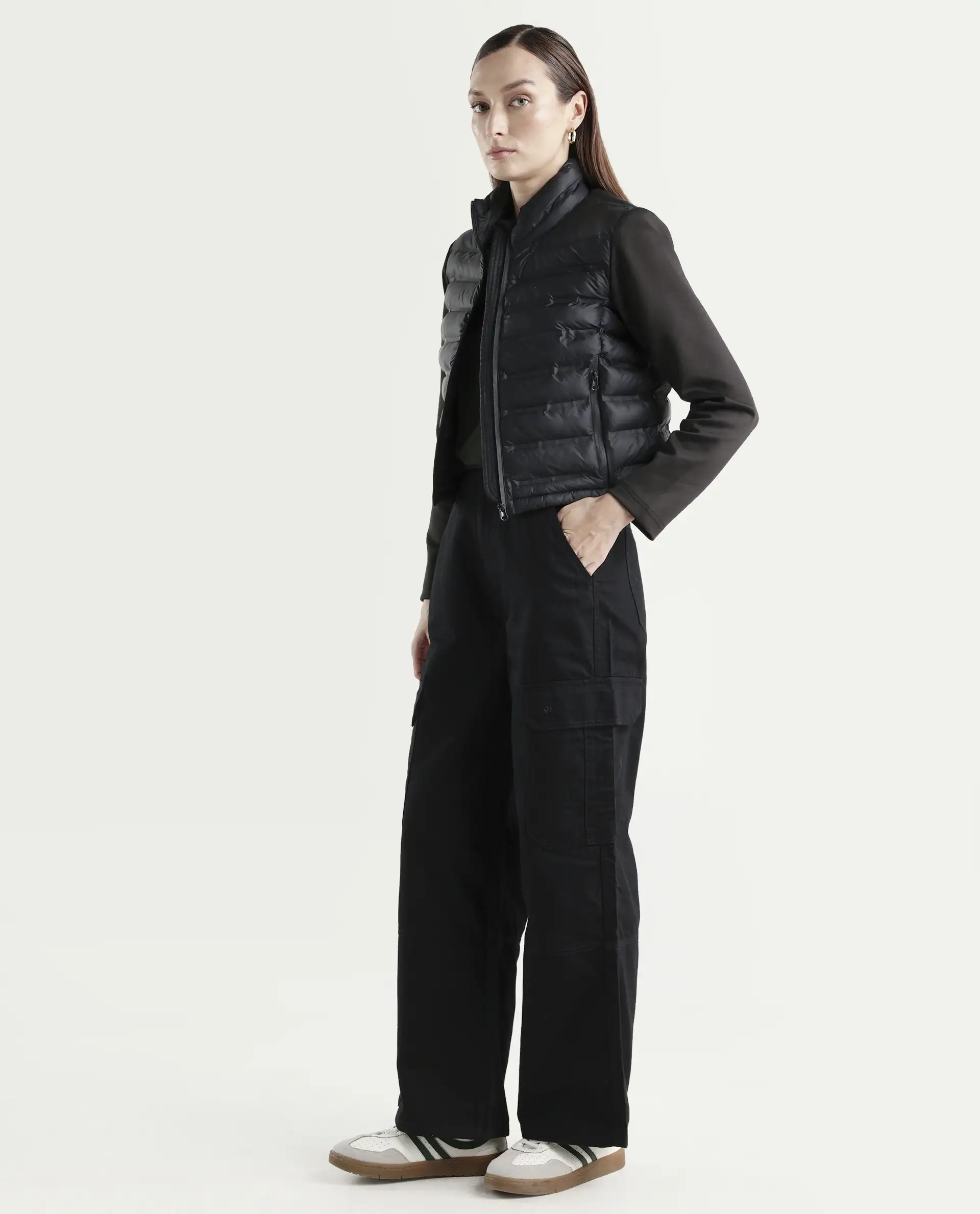 Rareism Women's Itsiz Black Cotton Plain Ankle Length Wide Trouser - Image 6