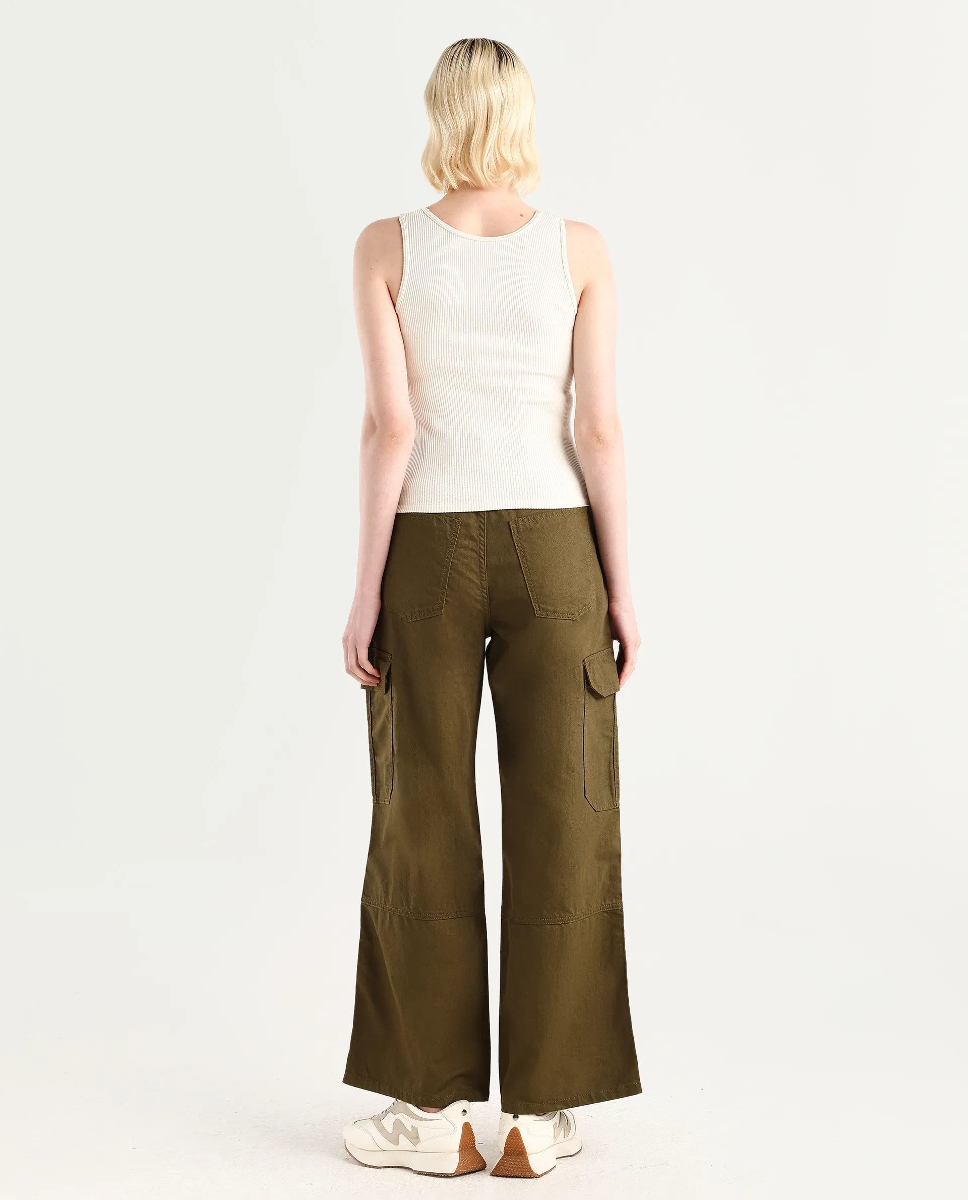Rareism Women's Itsiz Olive Cotton Plain Ankle Length Wide Trouser - Image 8