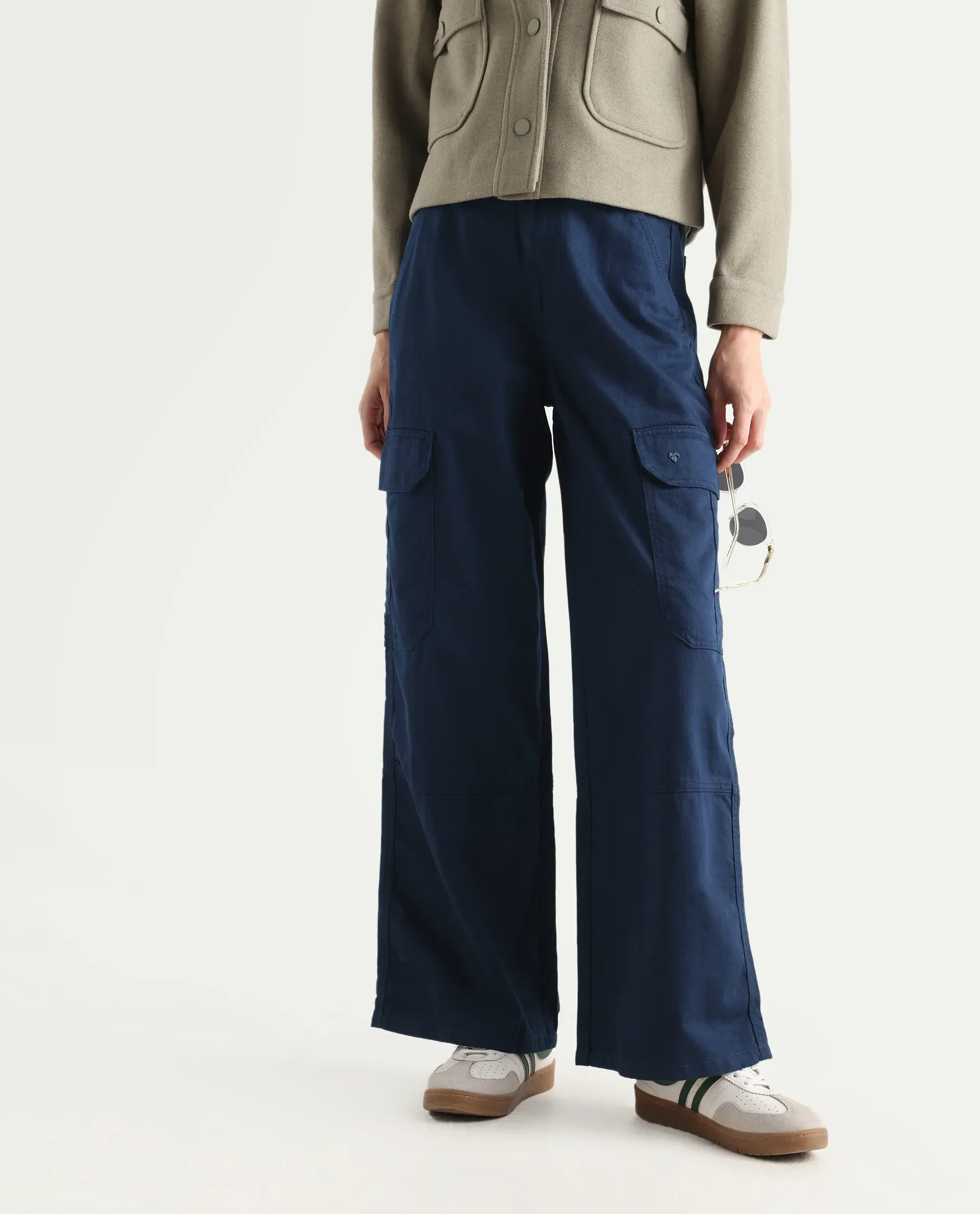 Rareism Women's Itsiz Navy Cotton Plain Ankle Length Wide Leg Trouser - Image 2