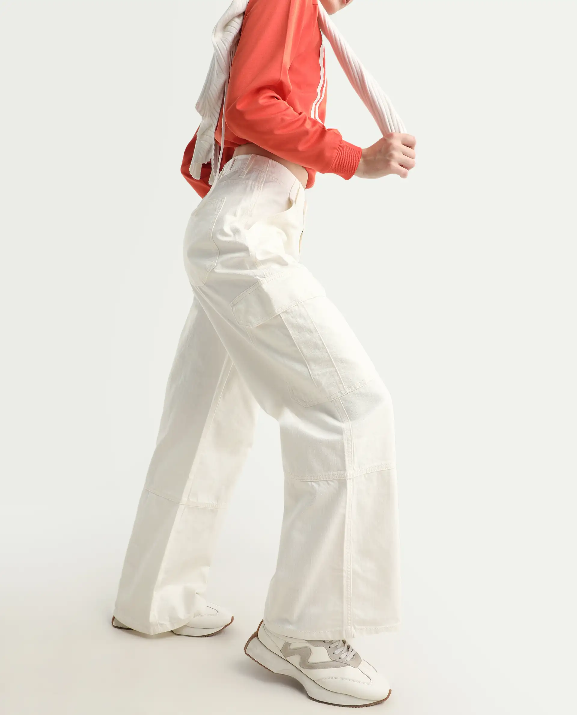 Rareism Women's Itsiz Off White Cotton Plain Ankle Length Wide Leg Trouser - Image 2