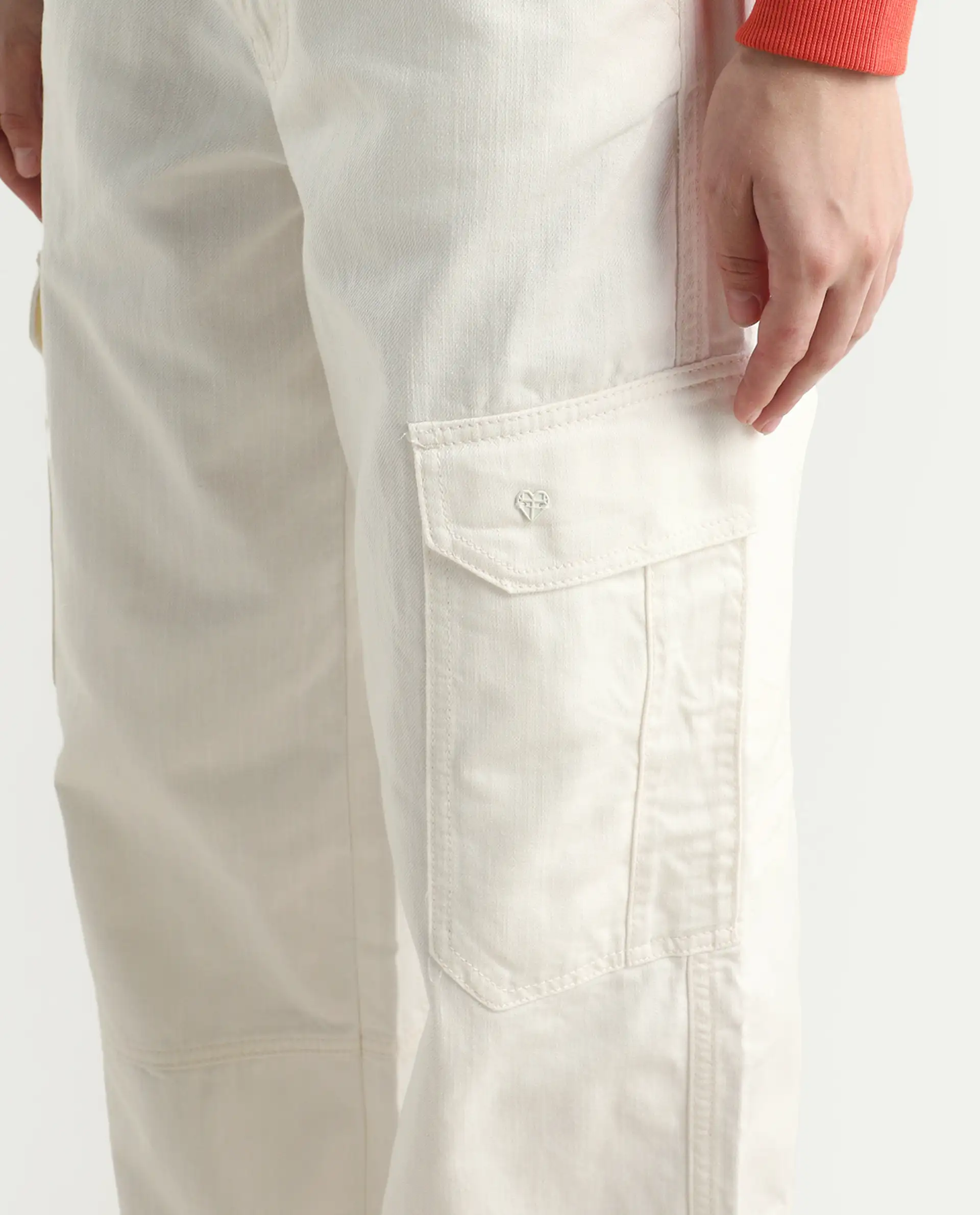 Rareism Women's Itsiz Off White Cotton Plain Ankle Length Wide Leg Trouser - Image 4